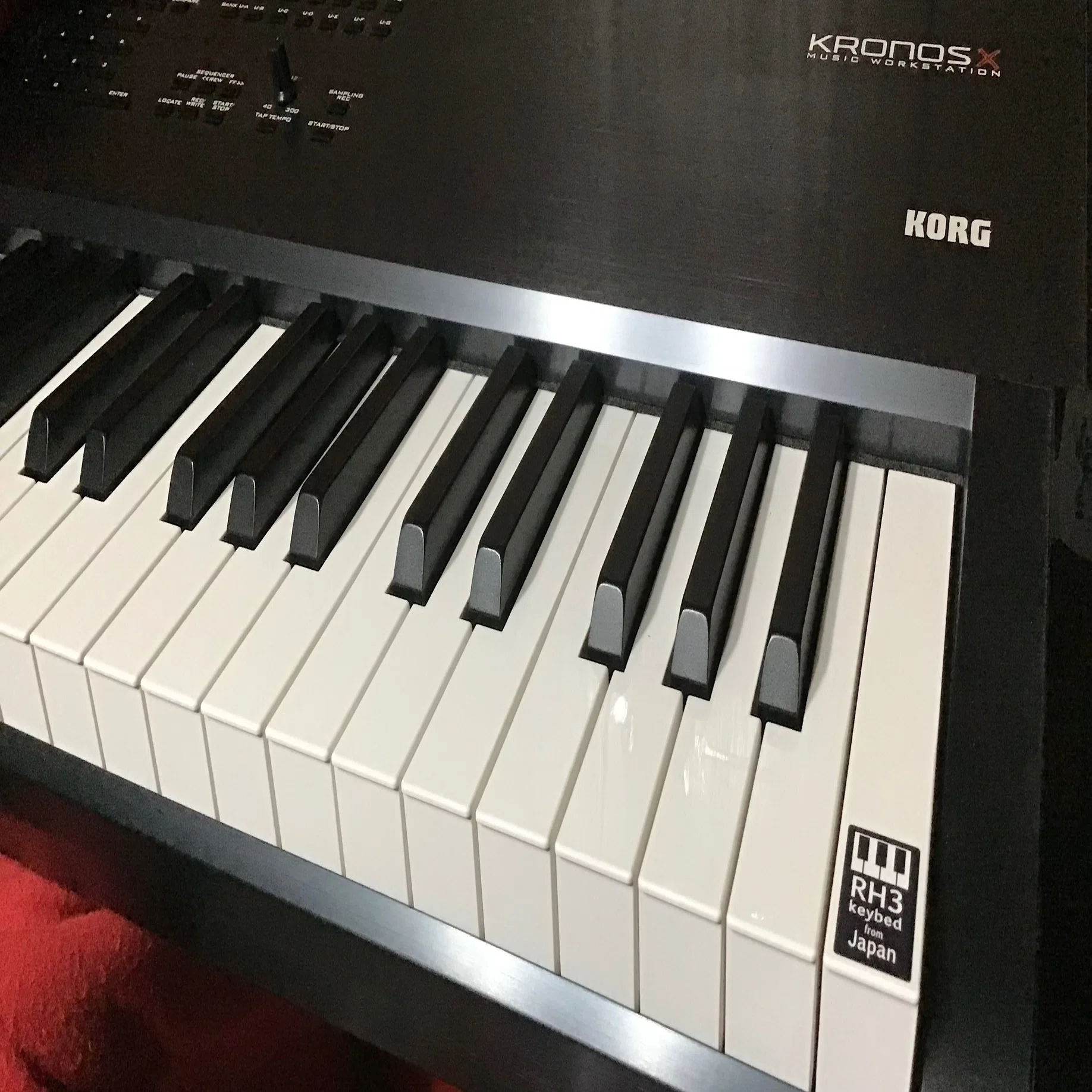 モバイル＆サウンド70]〜プログレ系に人気！？のKORGの国内製の鍵盤 