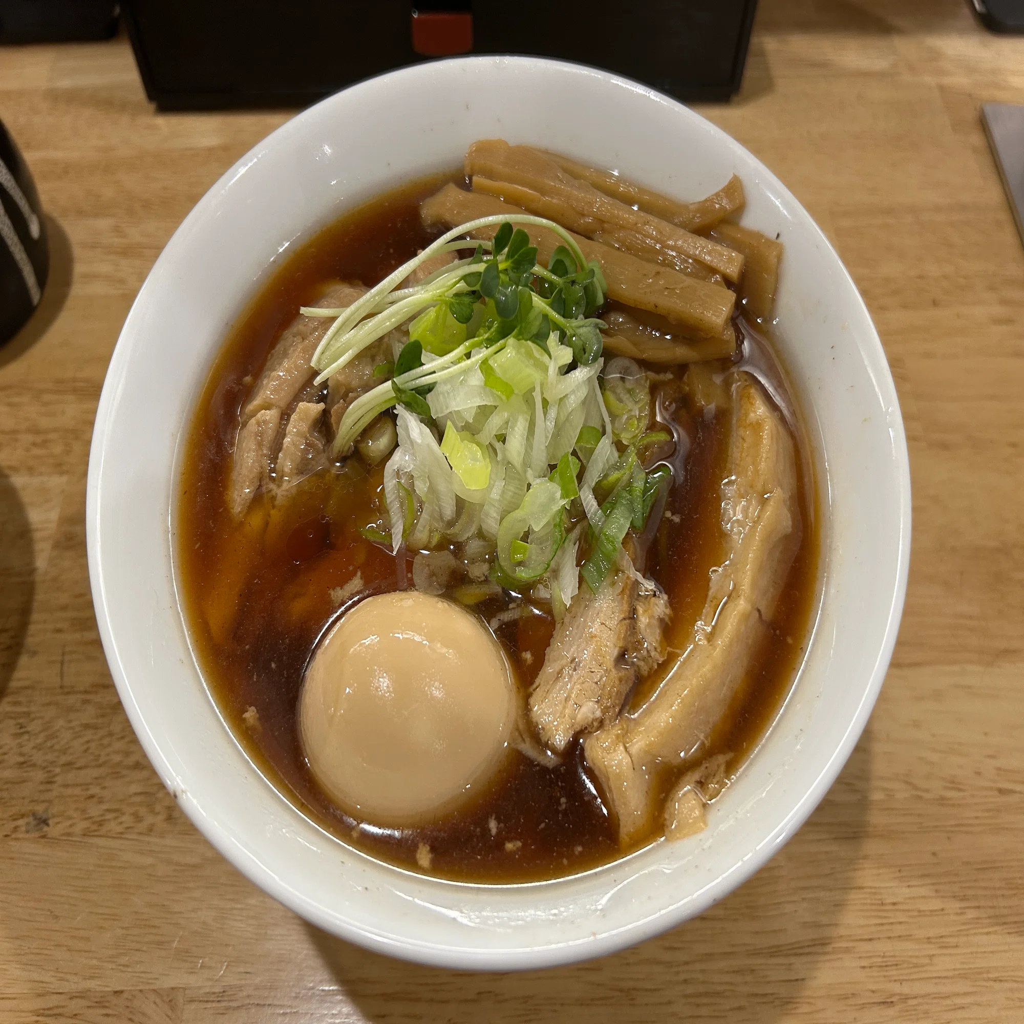 限定メニューの”よるにぼ”が美味しすぎた。【厳選煮干しらーめん 初代