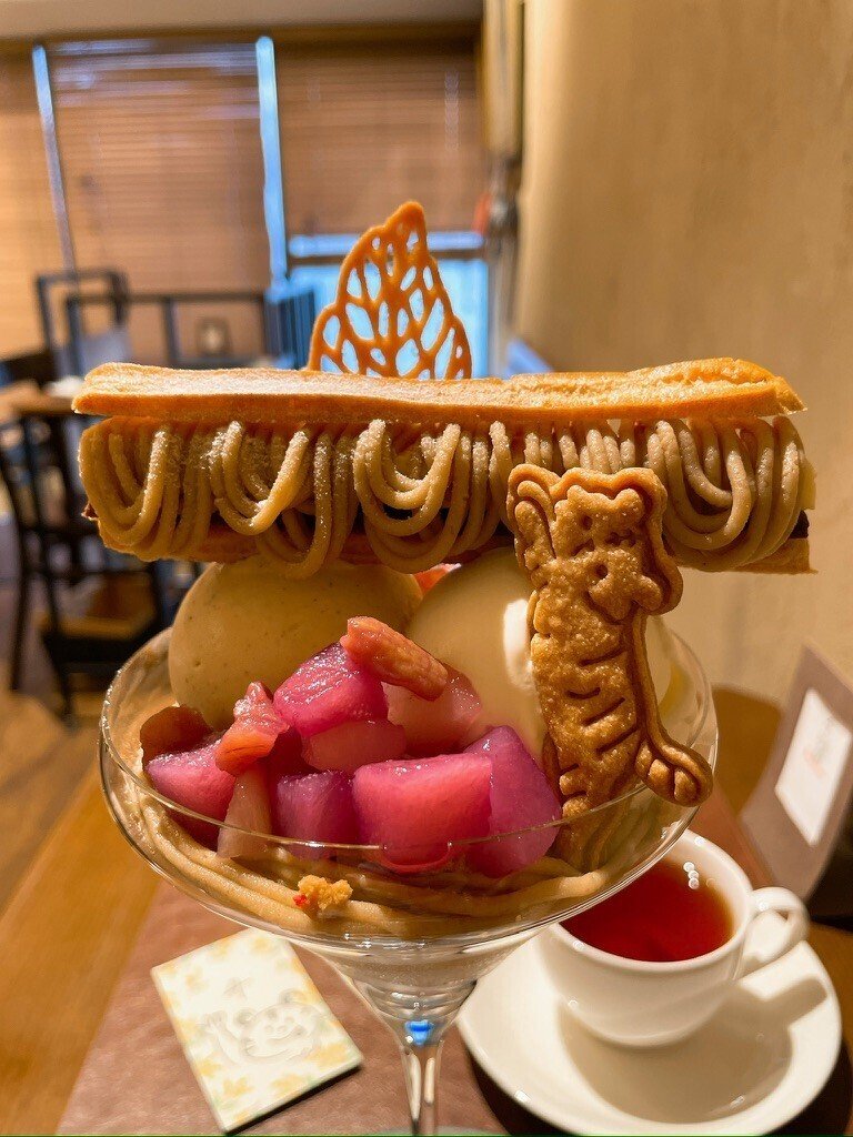 虎が可愛すぎる！SUGiTORAのモンブランタイガーパフェ｜ショコラ