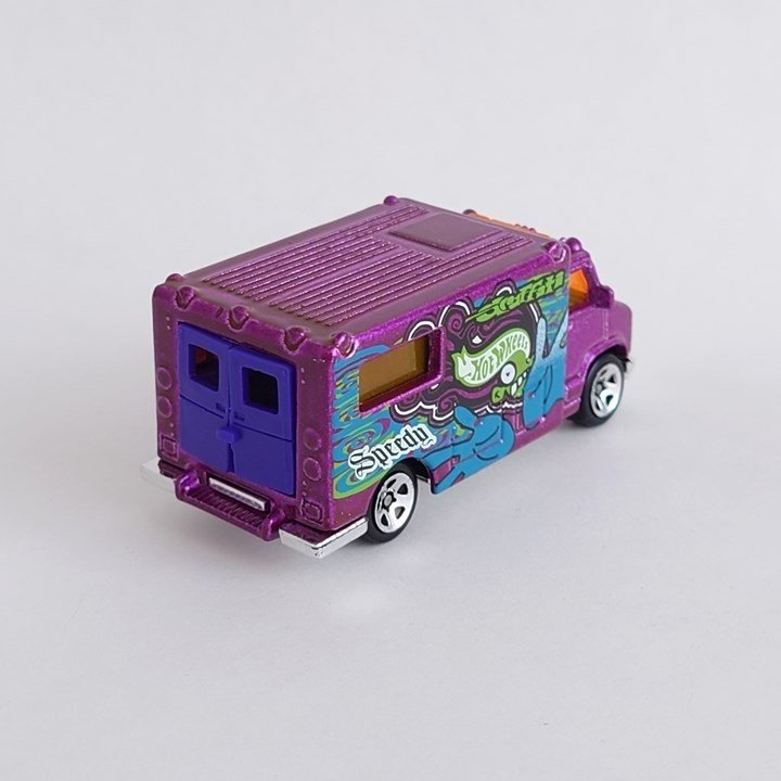 レビュー：ホットウィール アンビュランス(1999年Street Art Series