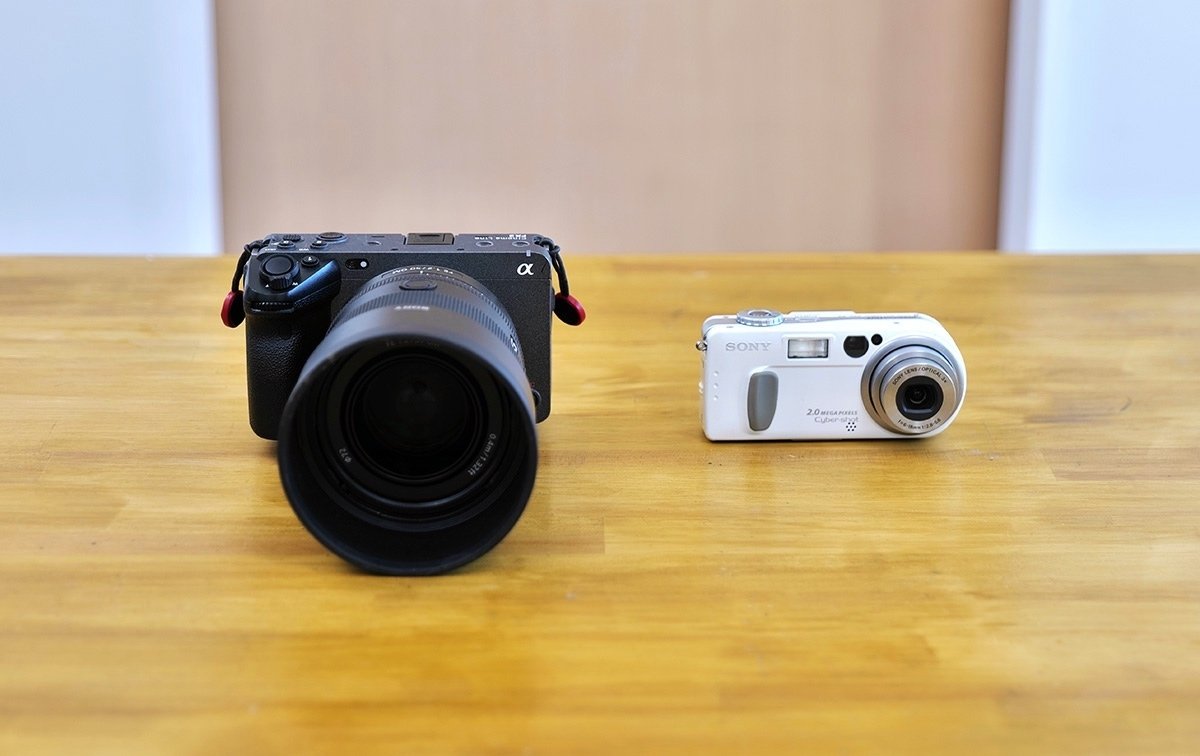 オールドデジカメ】OLD SONY vs NEW SONY 笑いが絶えない新旧