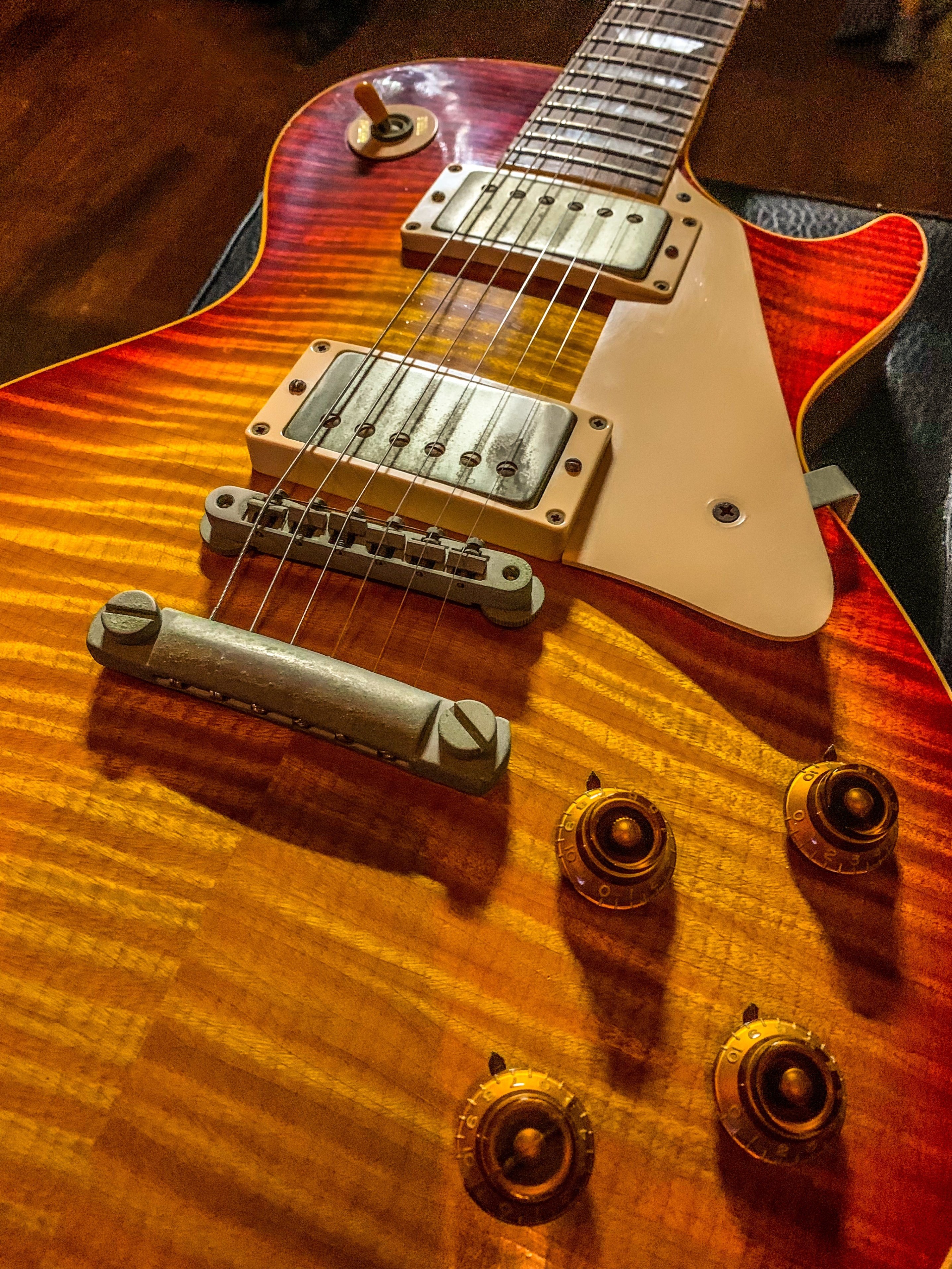 ギター＃2】'01 Gibson Les-Paul'59 (Murphy AGED)…やっぱ、レス