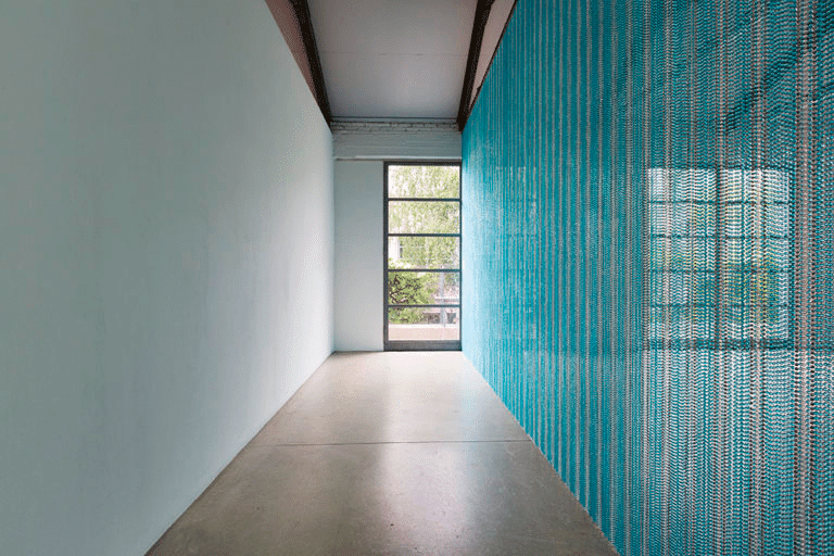 二つの時計は、二人の鼓動。 Felix Gonzalez-Torres、日常の