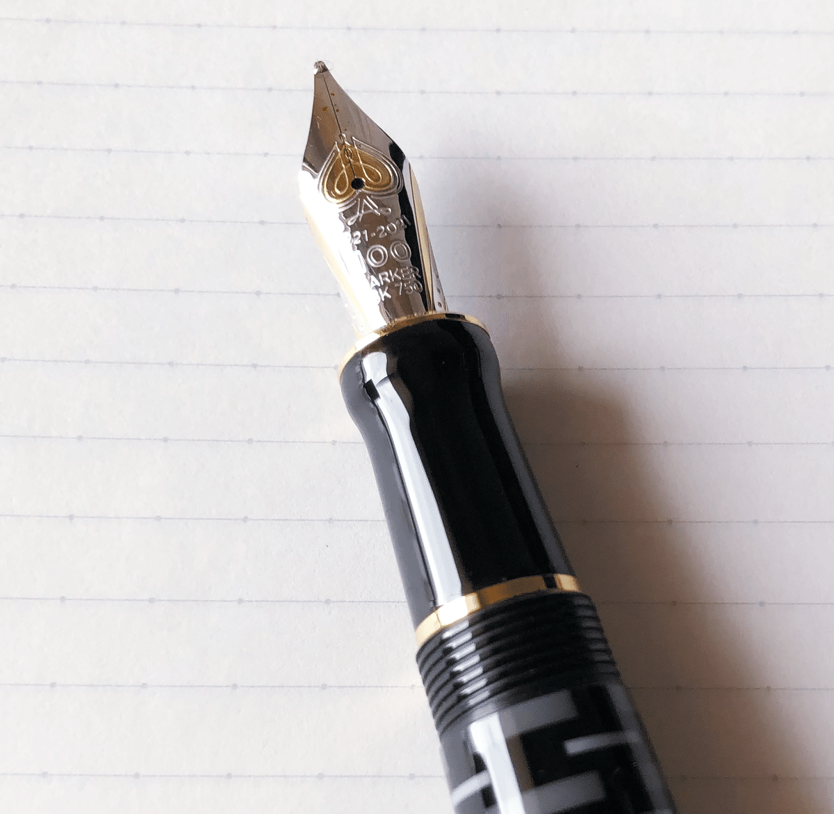 デルタ_ドルチェヴィータ_万年筆_ペン先18金 デルタ_ドルチェヴィータ_万年筆_ペン先18金