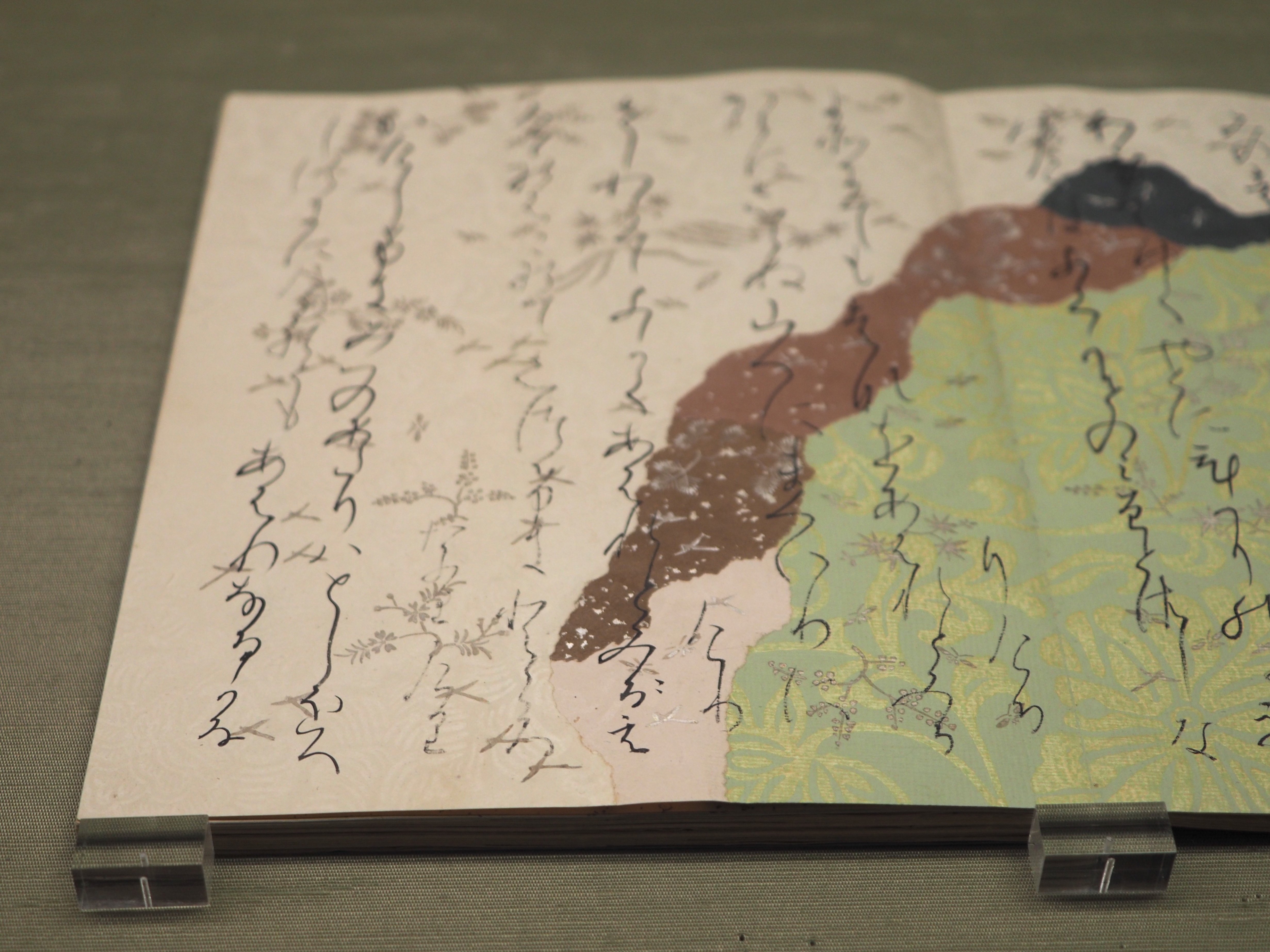 書・歌・紙の美を楽しめる“伝”小野道風の書｜かわかわ