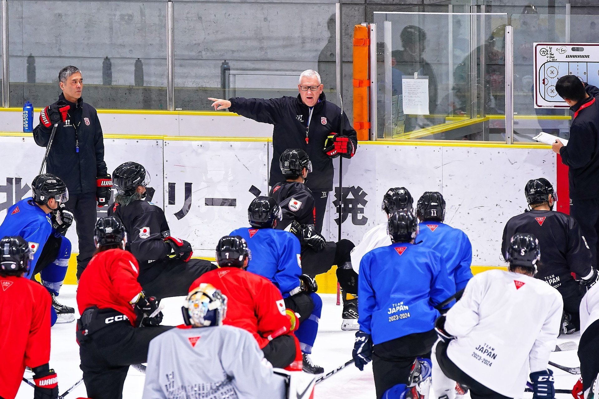 アイスホッケー　ダウン　日本代表　男子代表 アイスホッケー男子日本代表 国内合宿 氷上練習 (2023/11/9