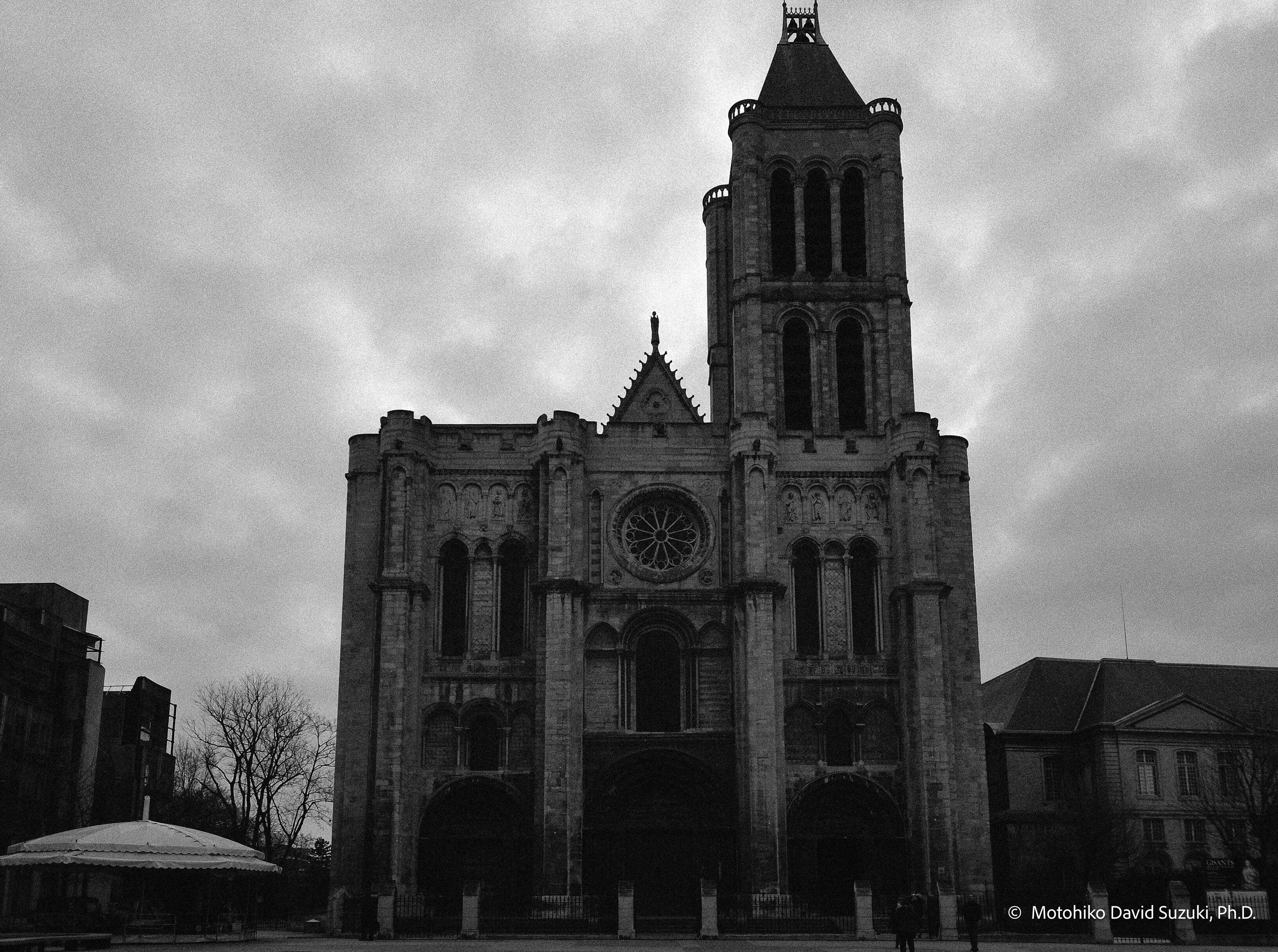 教会建築の歴史的特徴である「ゴシック様式」とは何か。｜美術家・建築