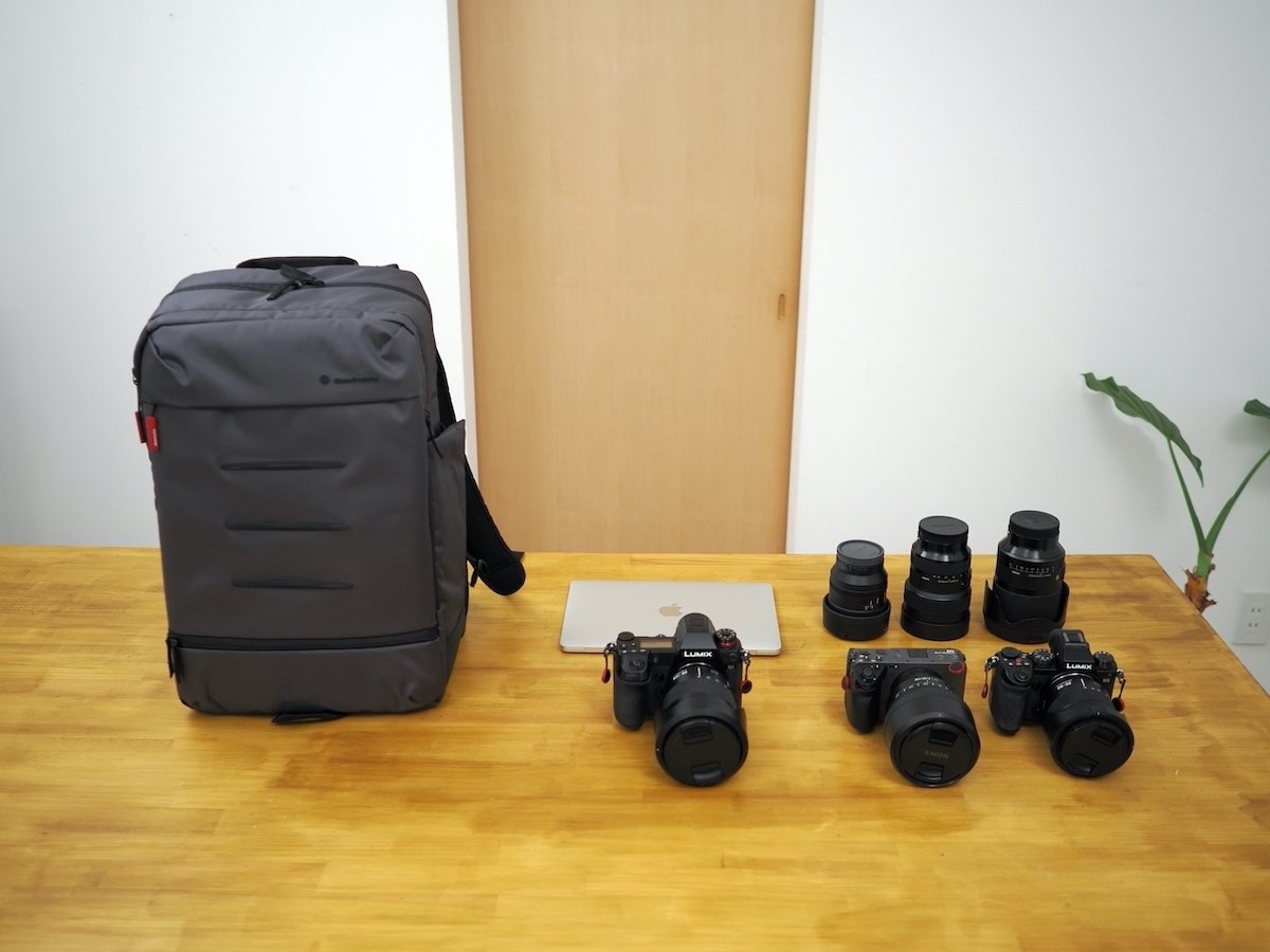 Manfrotto - マンフロット カメラバッグ レビュー】Manfrottoのカメラバッグを買いました。収納力は