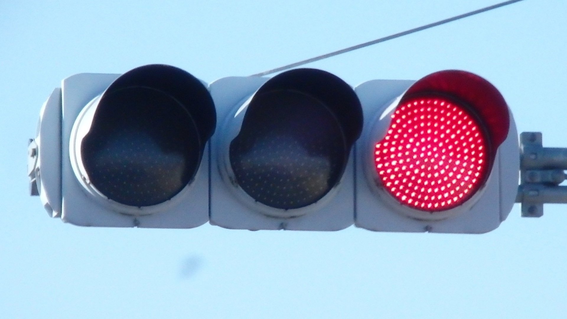 交通信号灯器　星和電機株式会社　右折　本物 前橋東-97】前橋市西善町にあるオール星和電機厚型(3位灯・歩灯)｜光山