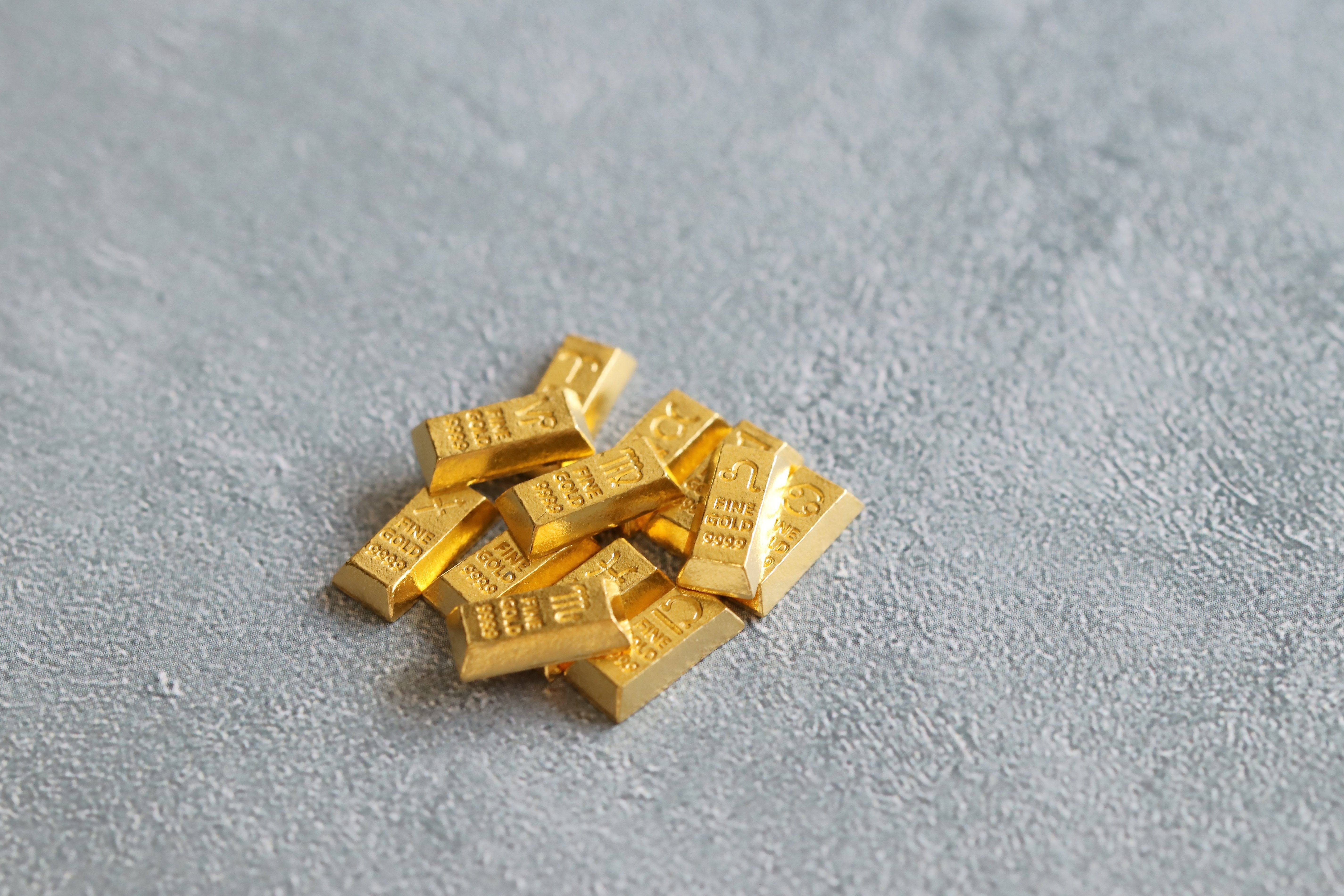 世界最小？「約8mm」極小サイズの【1グラムの純金】の世界