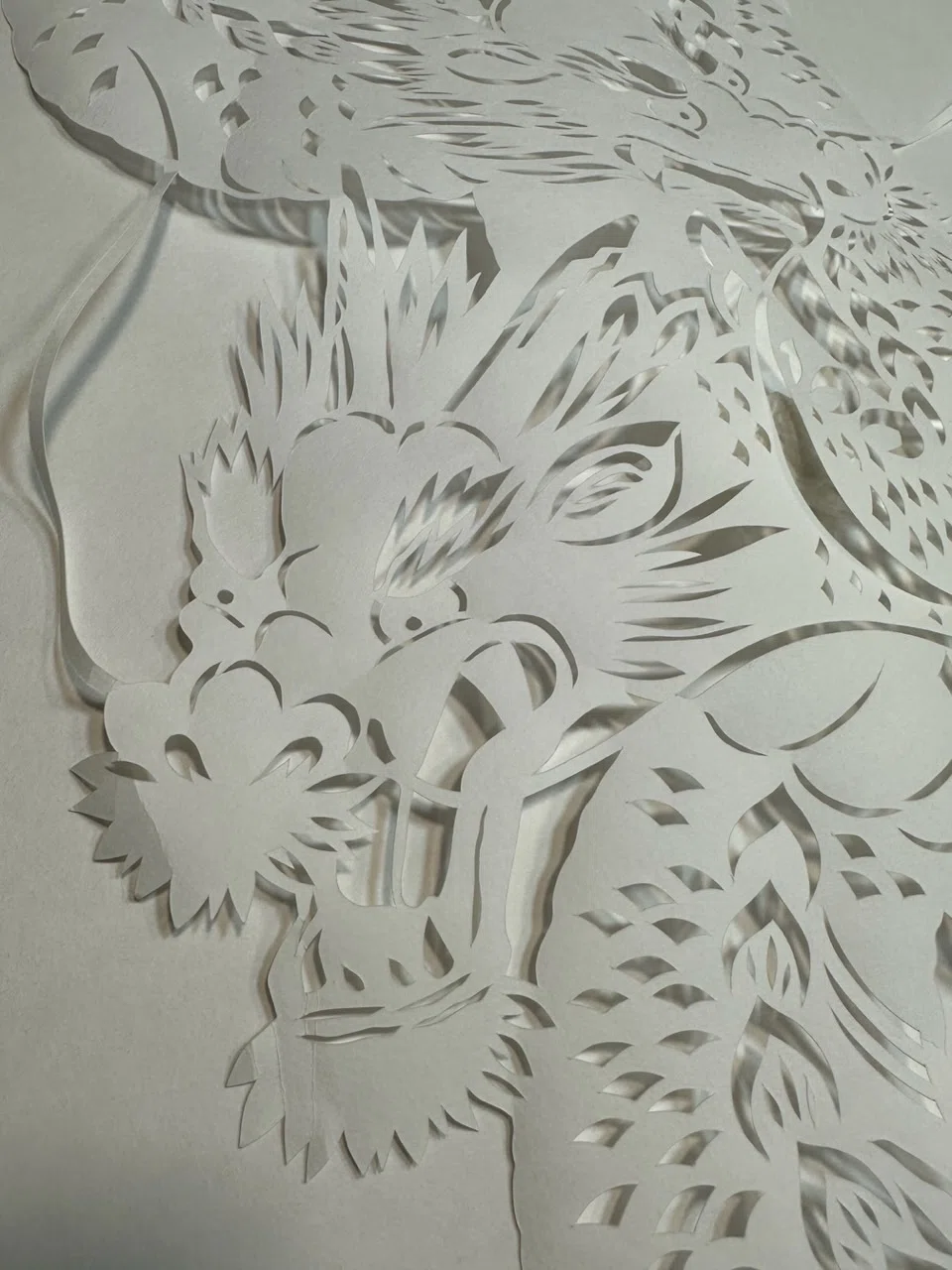 新作「五頭龍と弁天様」制作記録と、きりえ美術展のお知らせ | 華色切絵 【公式サイト】