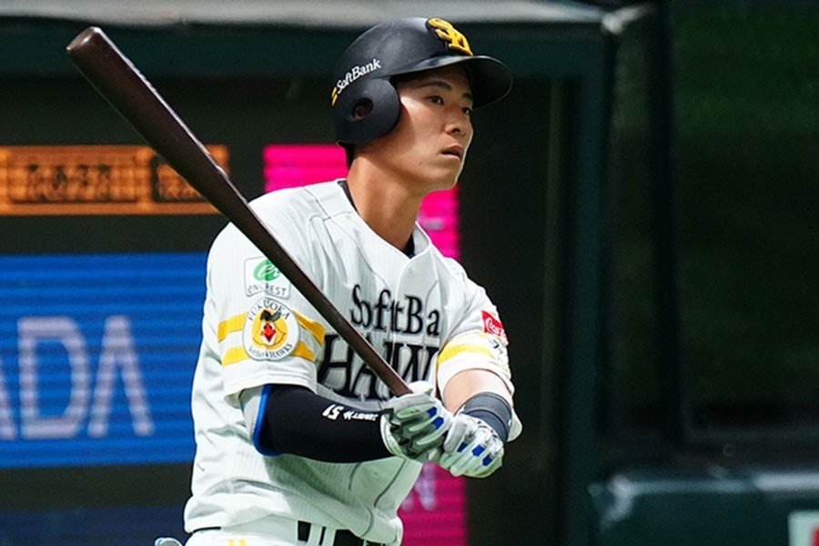 新作ウエア 元ソフトバンク、現中日ドラゴンズ上林誠知選手のバッティング その他