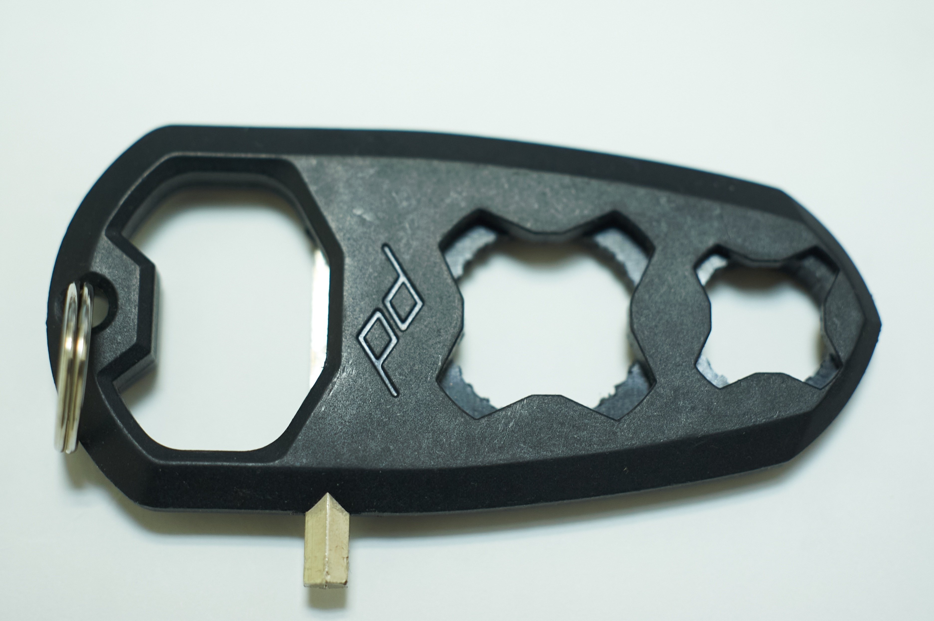 Peak Design Capture V2 用に短いネジを調達する(ピーク デザイン