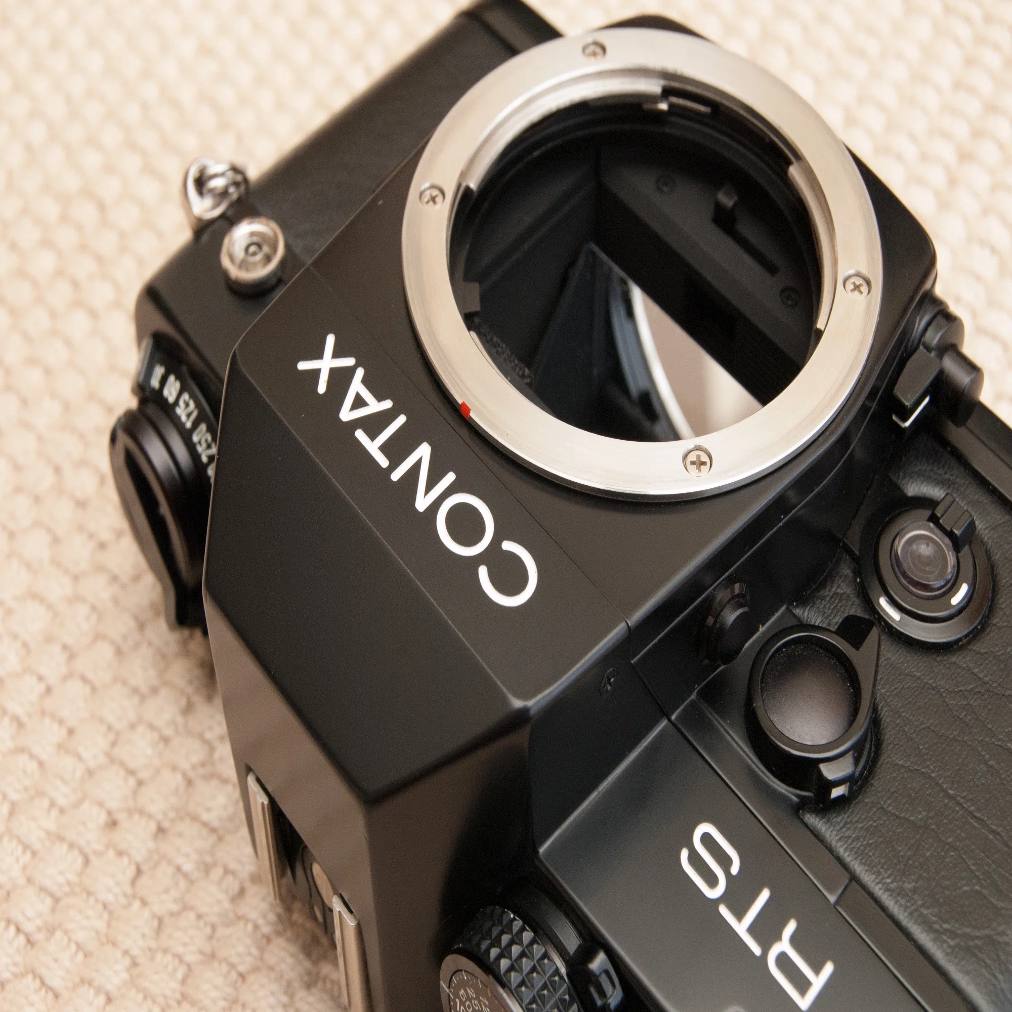 カメラ遍歴 3] CONTAX RTS II Carl Zeissのためのカメラ｜おーだん