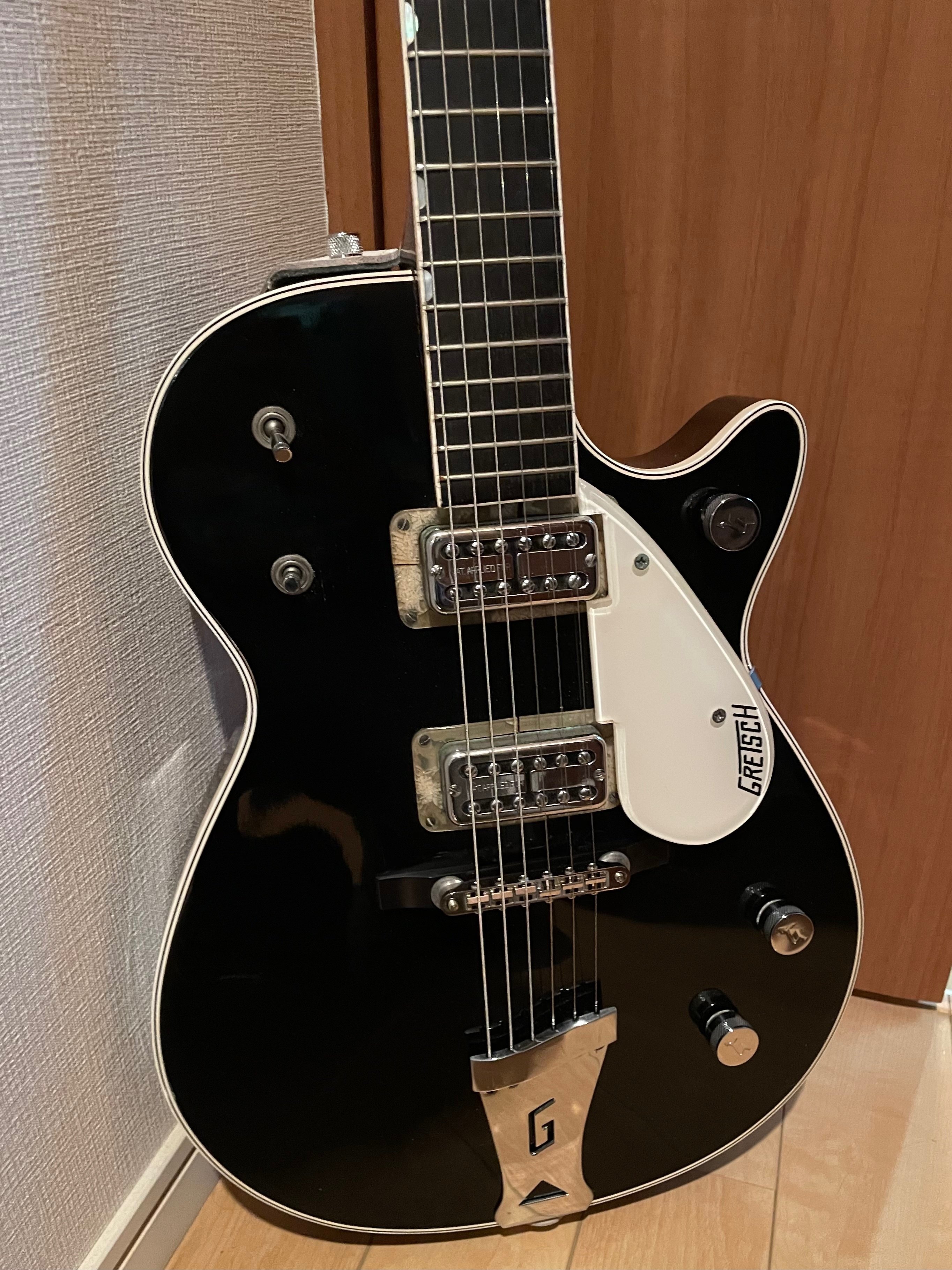 GRETSCH グレッチ 看板 Amazon.co.jp: グレッチホワイトファルコン メタルポスター壁画