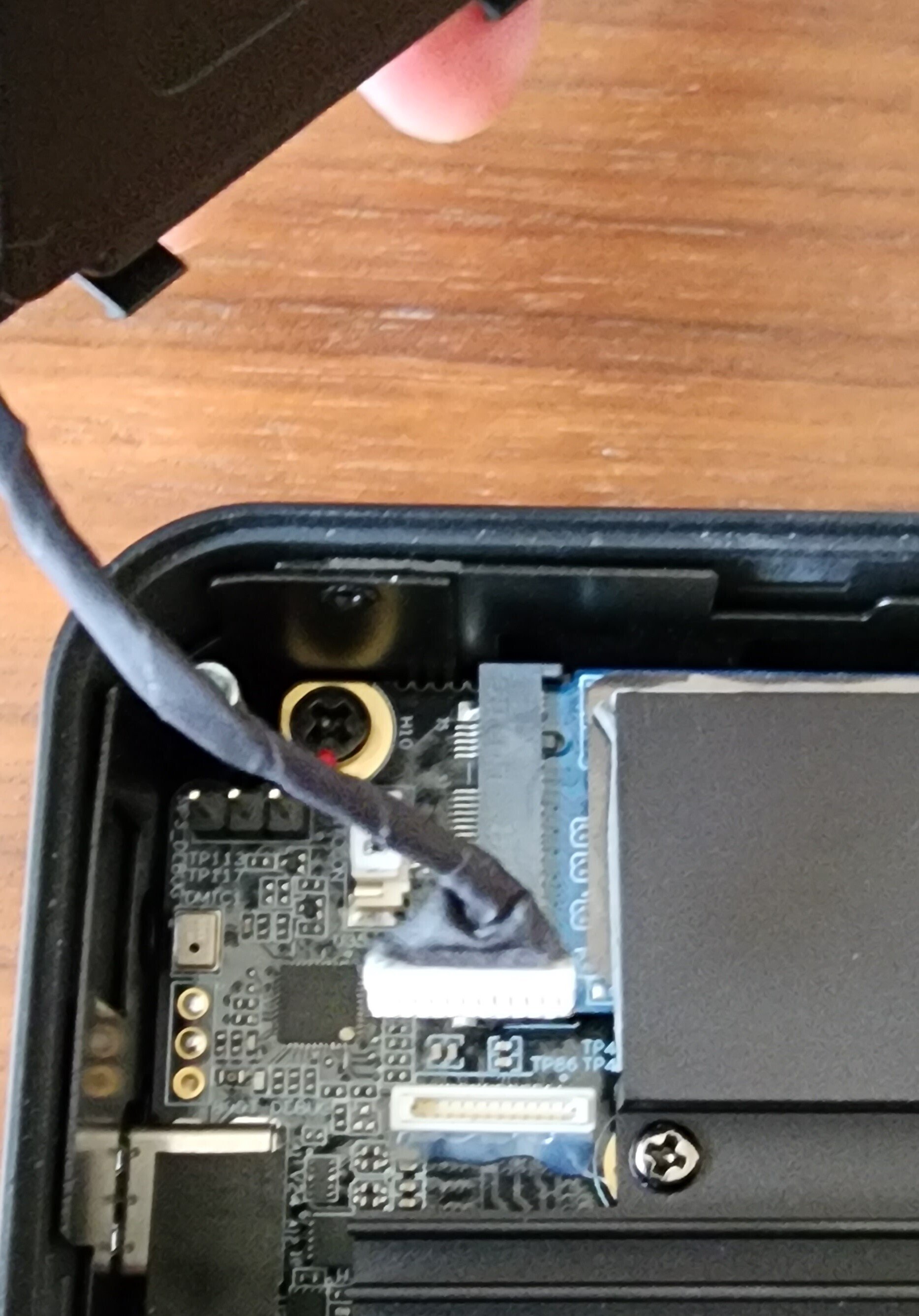 Minisforum UM480XT ベアボーン｜kayma