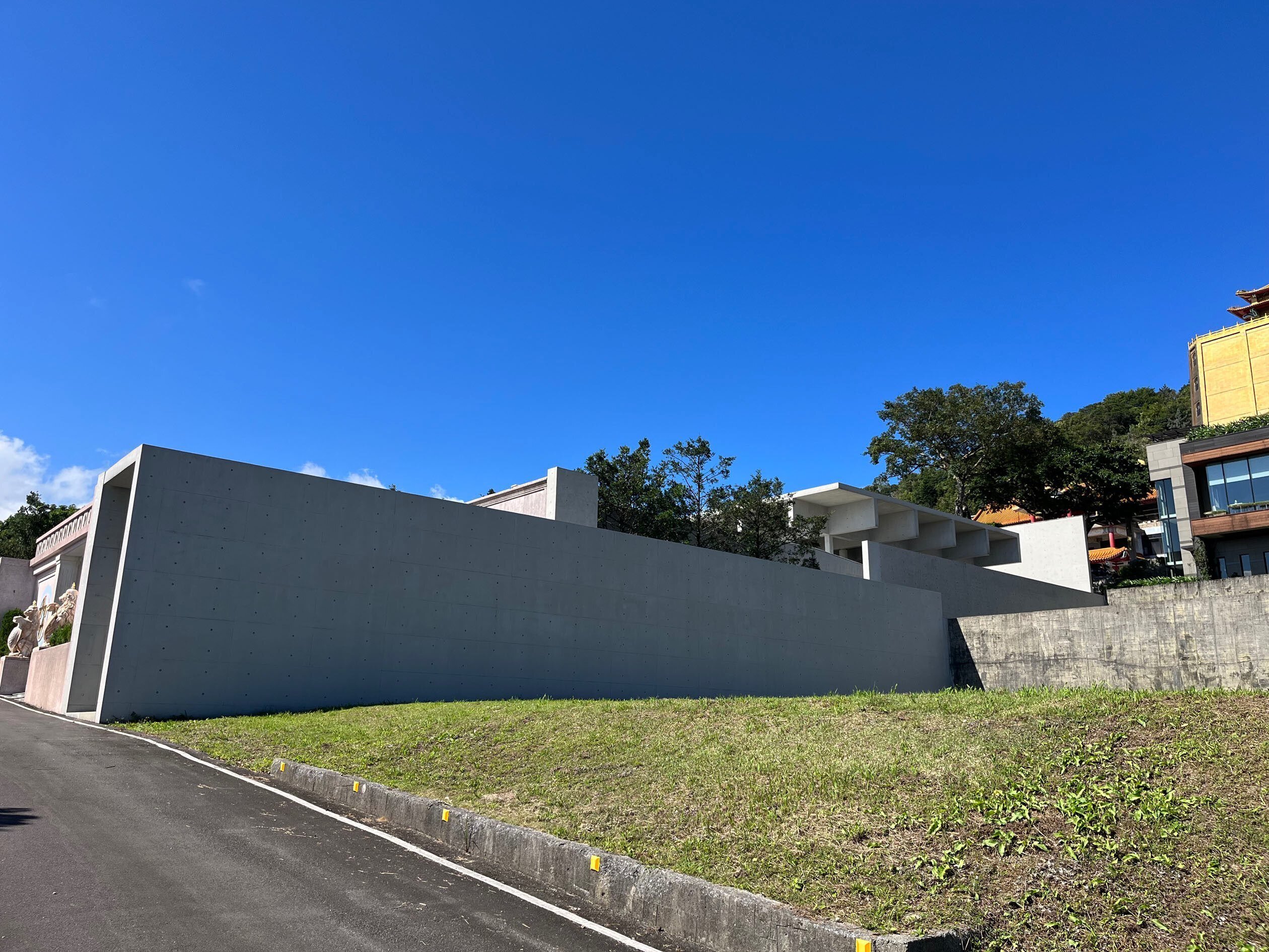 アルヴァロ・シザの建築 アルヴァロ・シザの建築作品にみる「土地の変形」 | OKOLAB.net
