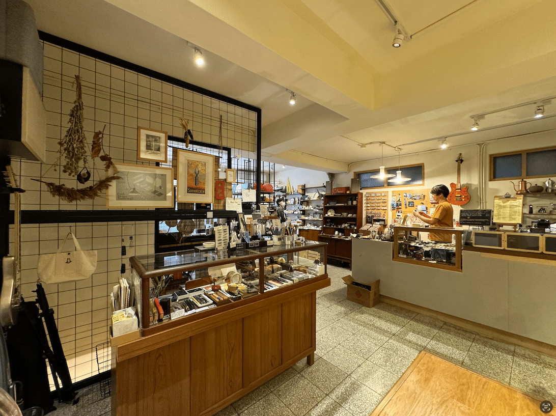 台湾を旅する文具店】 文具と食を求めて42.195km歩いた話｜山下義弘