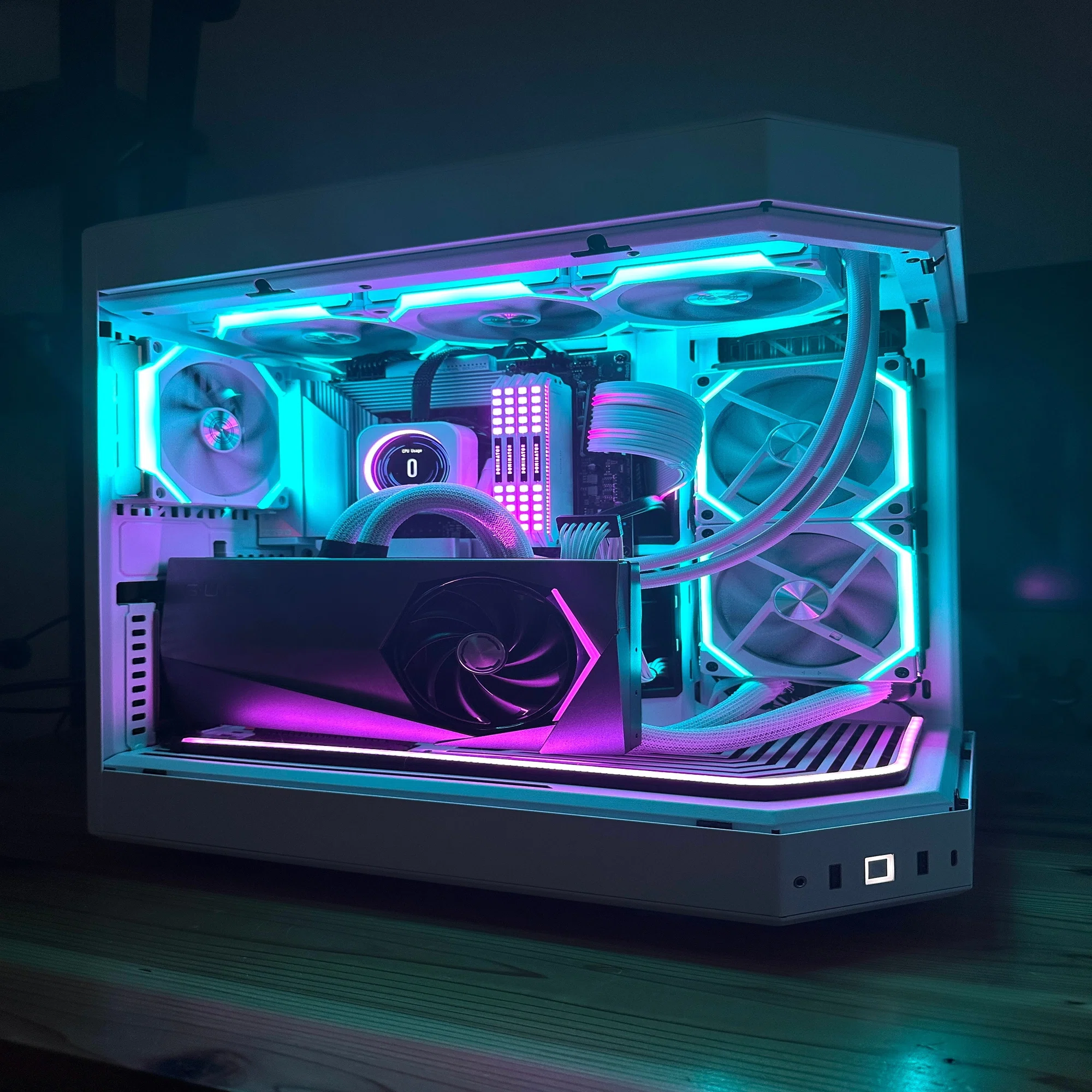 Hyte y60で白い自作PC｜Dan