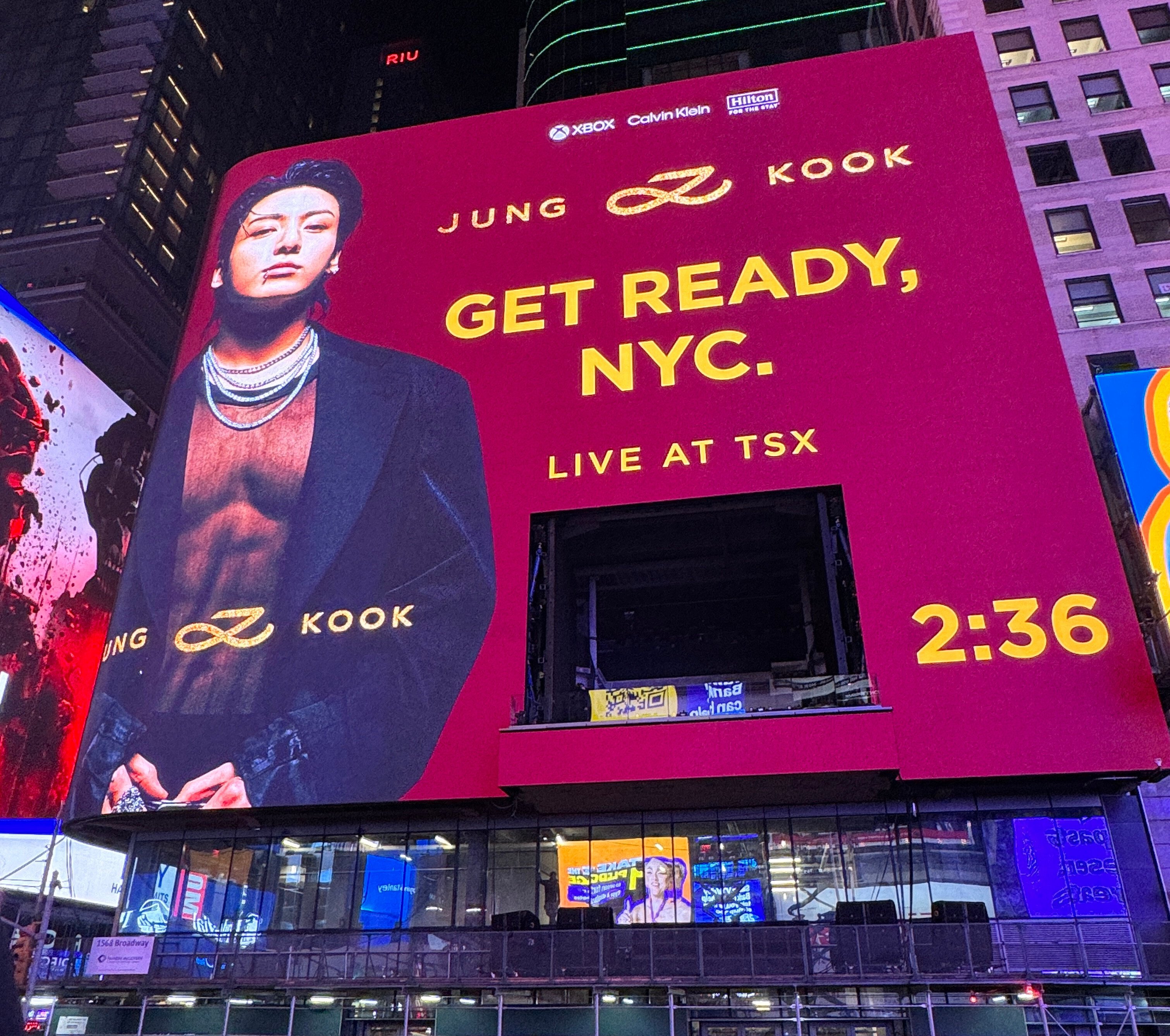 BTS  ニューヨーク　NY  ジョングク Jung Kook's Concert in Times Square: Photos From the
