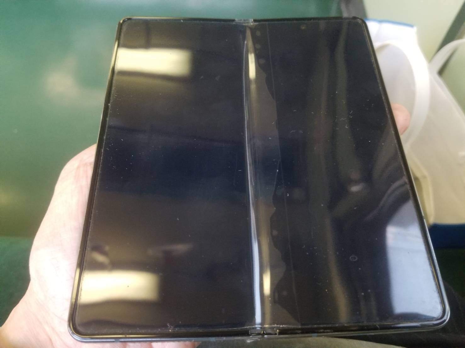 docomo Galaxy z fold4 フィルム割れ docomo Galaxy z fold4 フィルム割れ Galaxy Z Fold4の画面フィルム