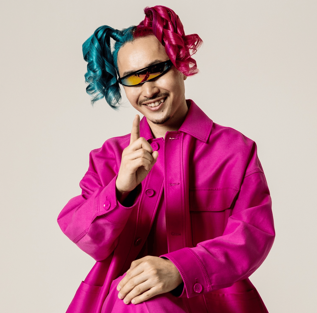 TikTok、吉本興業とコラボし、豪華人気芸人8組と注目のTikTok