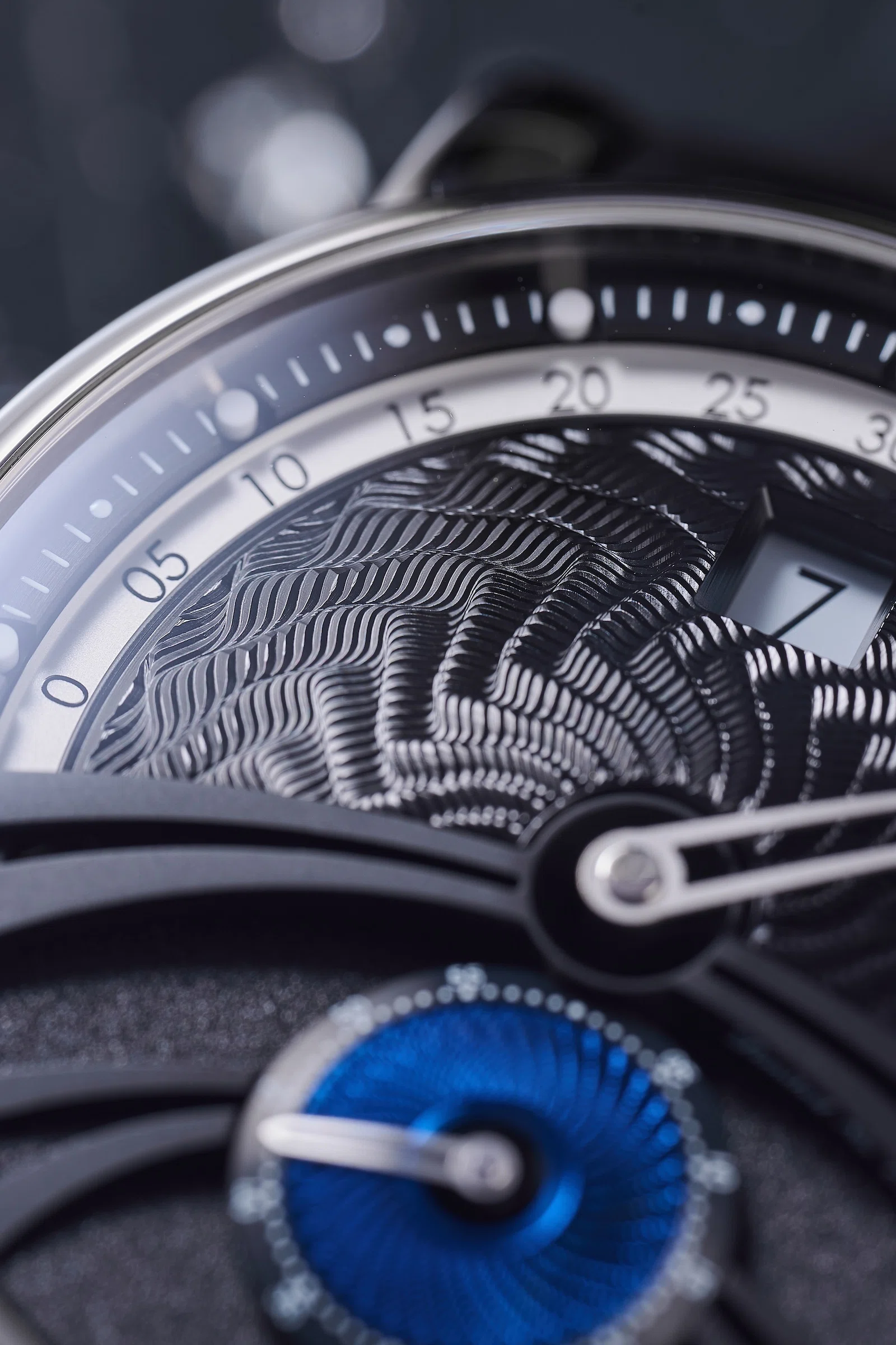 Delphis Venture CH-1423.1-BKBL｜CHRONOSWISS クロノスイス【公式】