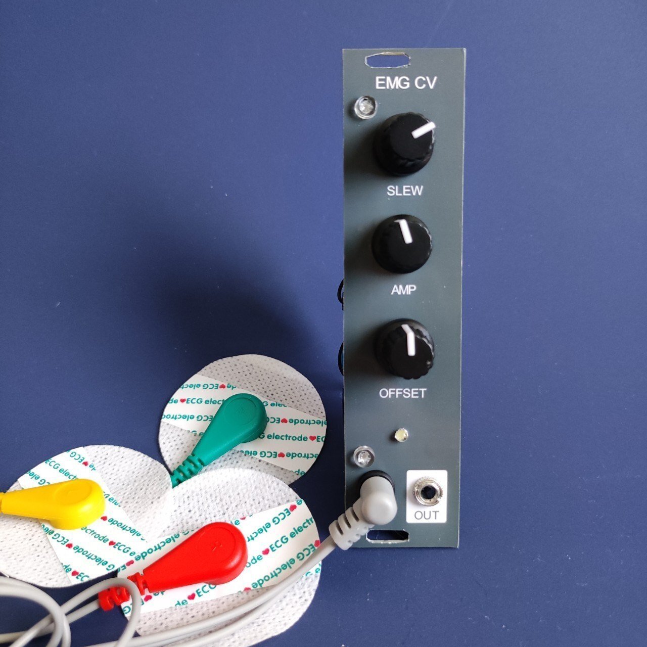 $10 Bio-feedback CV - DIY Eurorack Modular Synthesizer $10 Bio-feedback CV - DIY Eurorack Modular Synthesizer