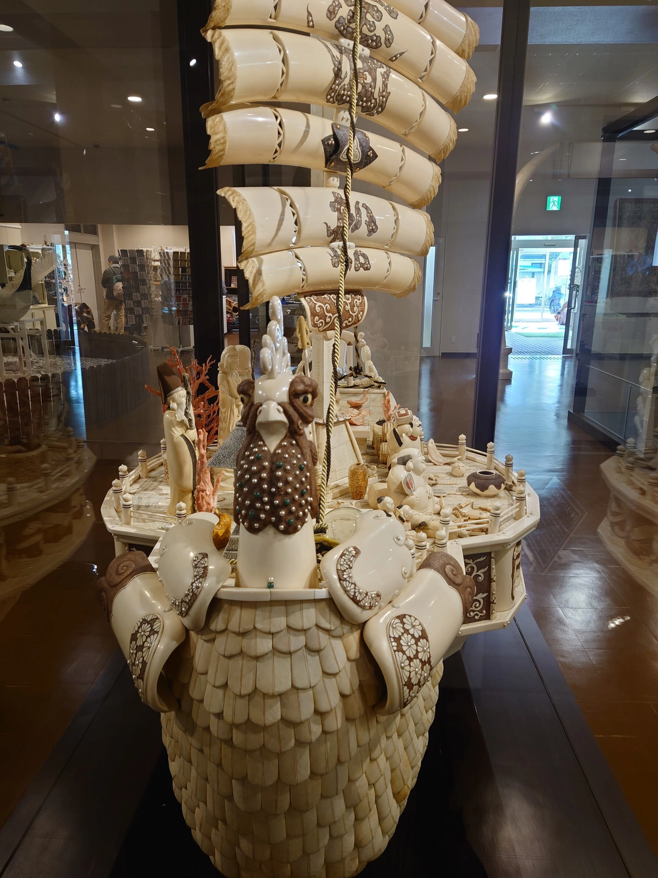 西宮市 アガペ大鶴美術館2023年11月19日｜レタス