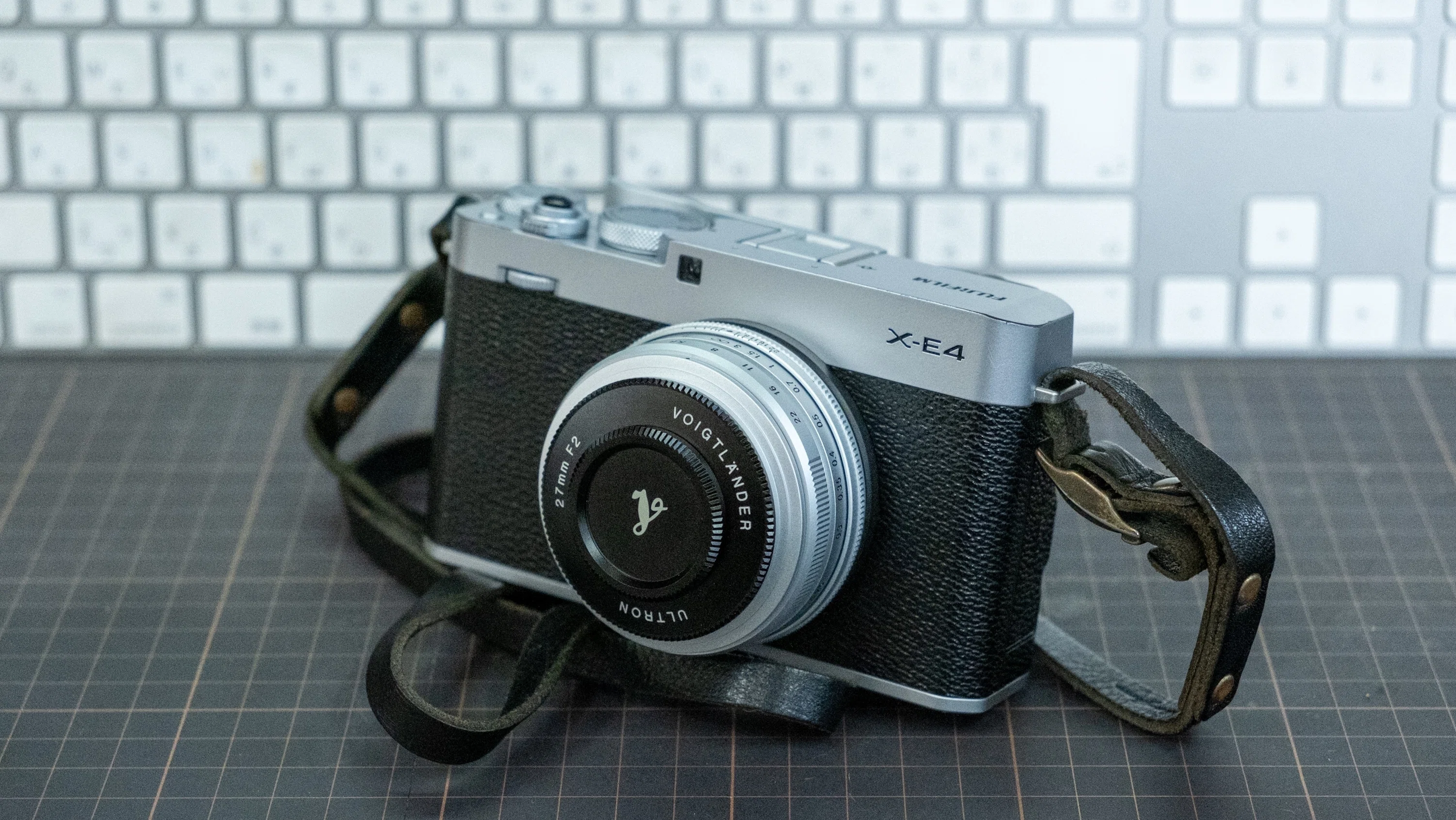 Voigtlander: ULTRON 27mm F2 X-mount.｜Tuesday's Studio