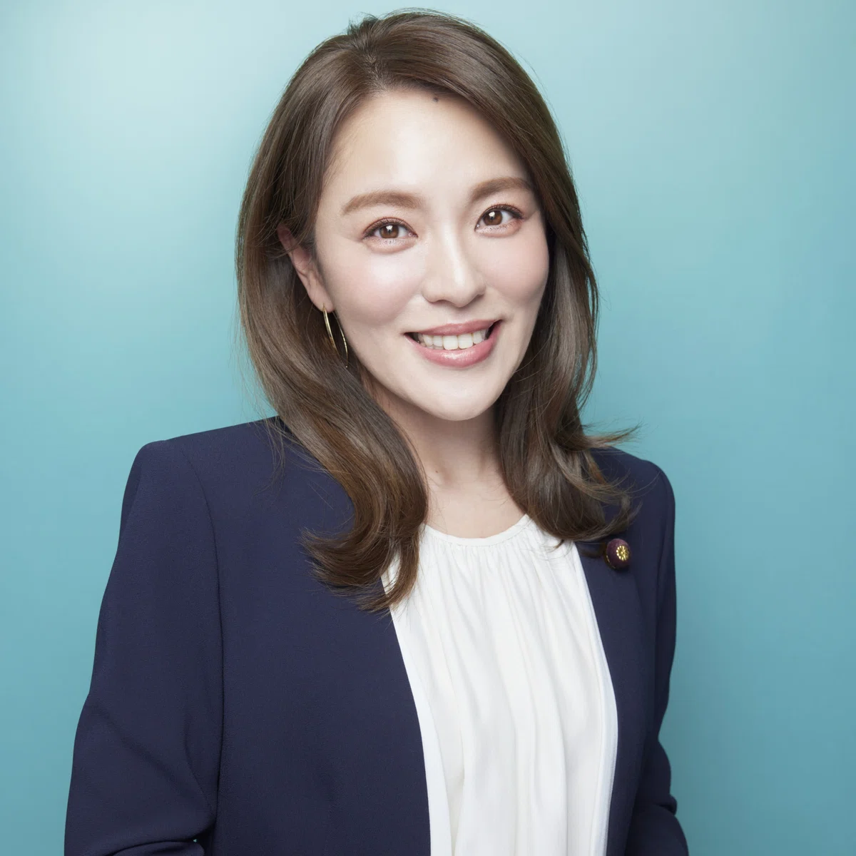 今井絵理子 なぜ政治家