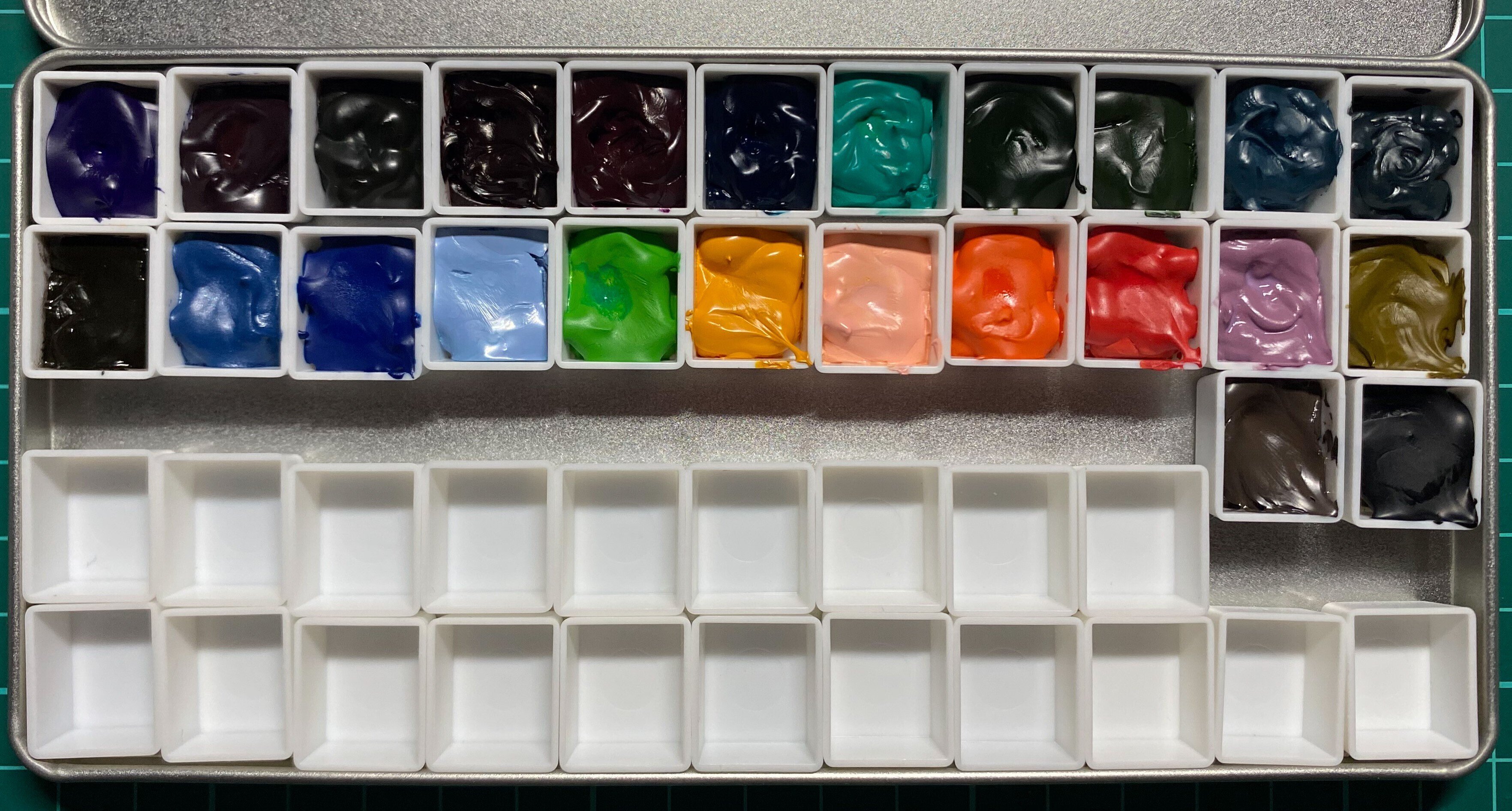 クサカベ　ハルモニア24色セット クサカベ 透明水彩絵具 ハルモニア 分離色 グラニュレーション