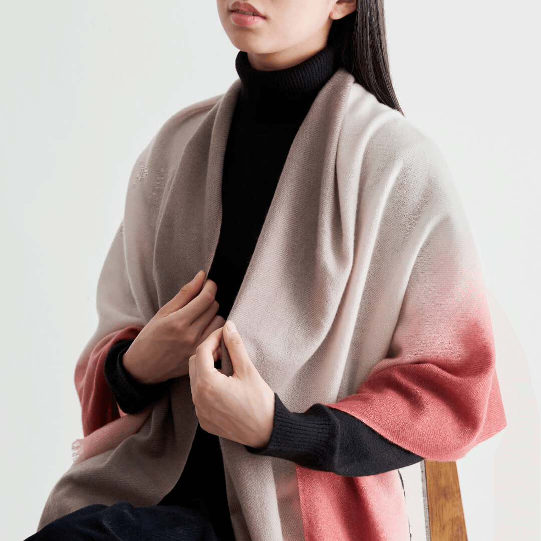 クリスマスギフトにも！1枚あれば安心の万能マフラー4選｜マザーハウス