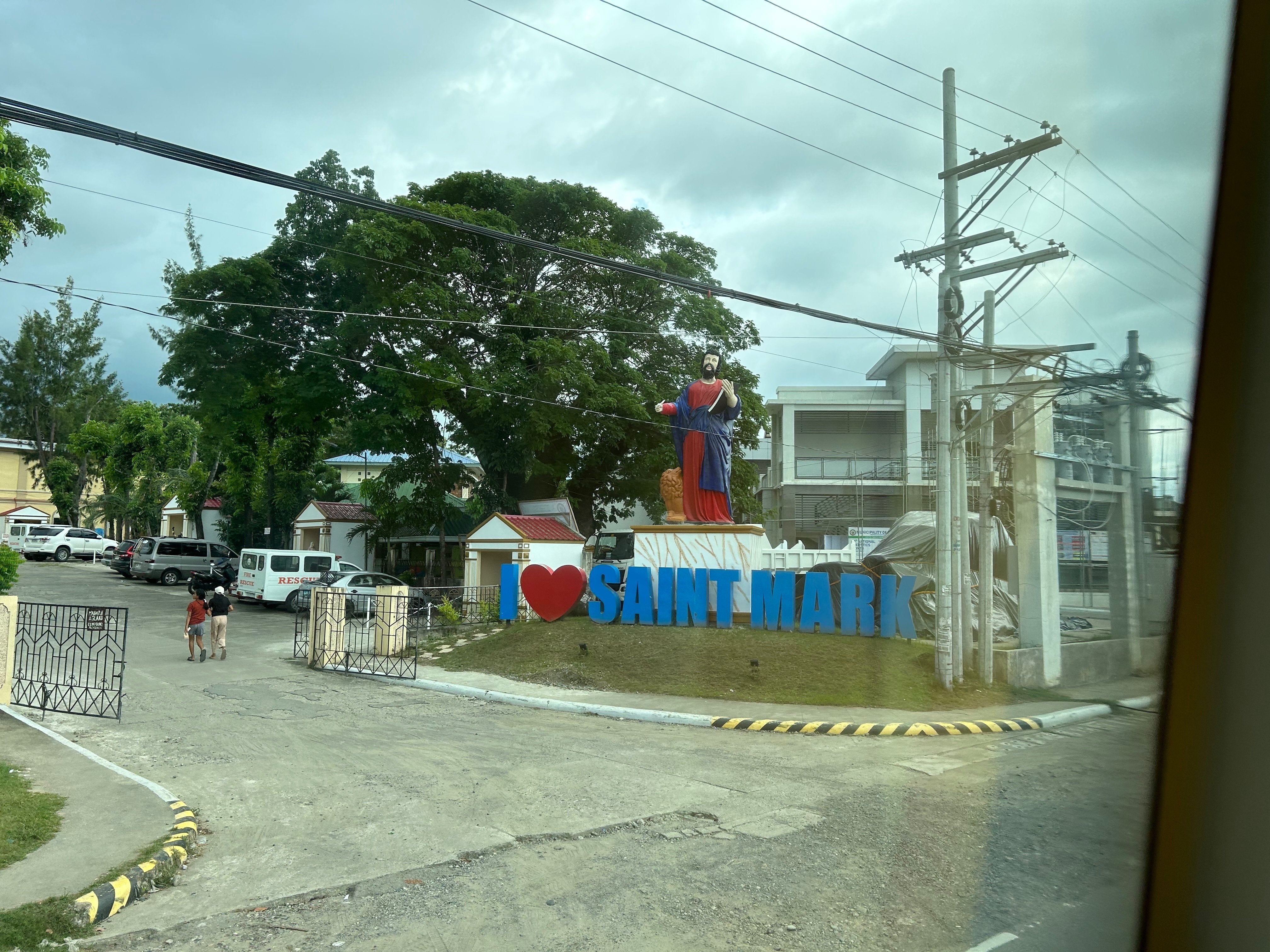 フィリピン旅行記〜旅行本番編その3:2日目 ルソン島大移動｜zm45