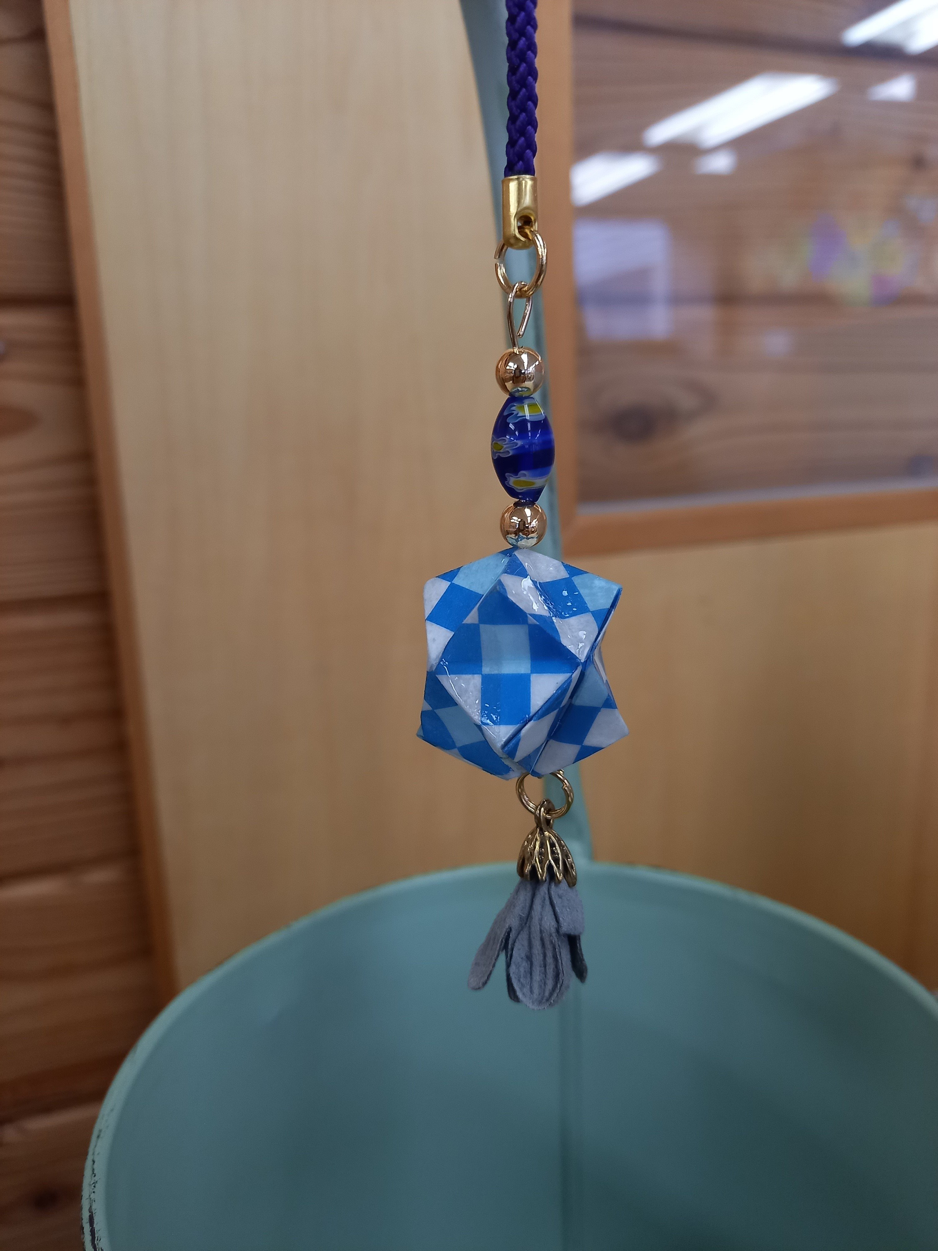 折り紙レジンストラップ hq720.jpg?sqp=-