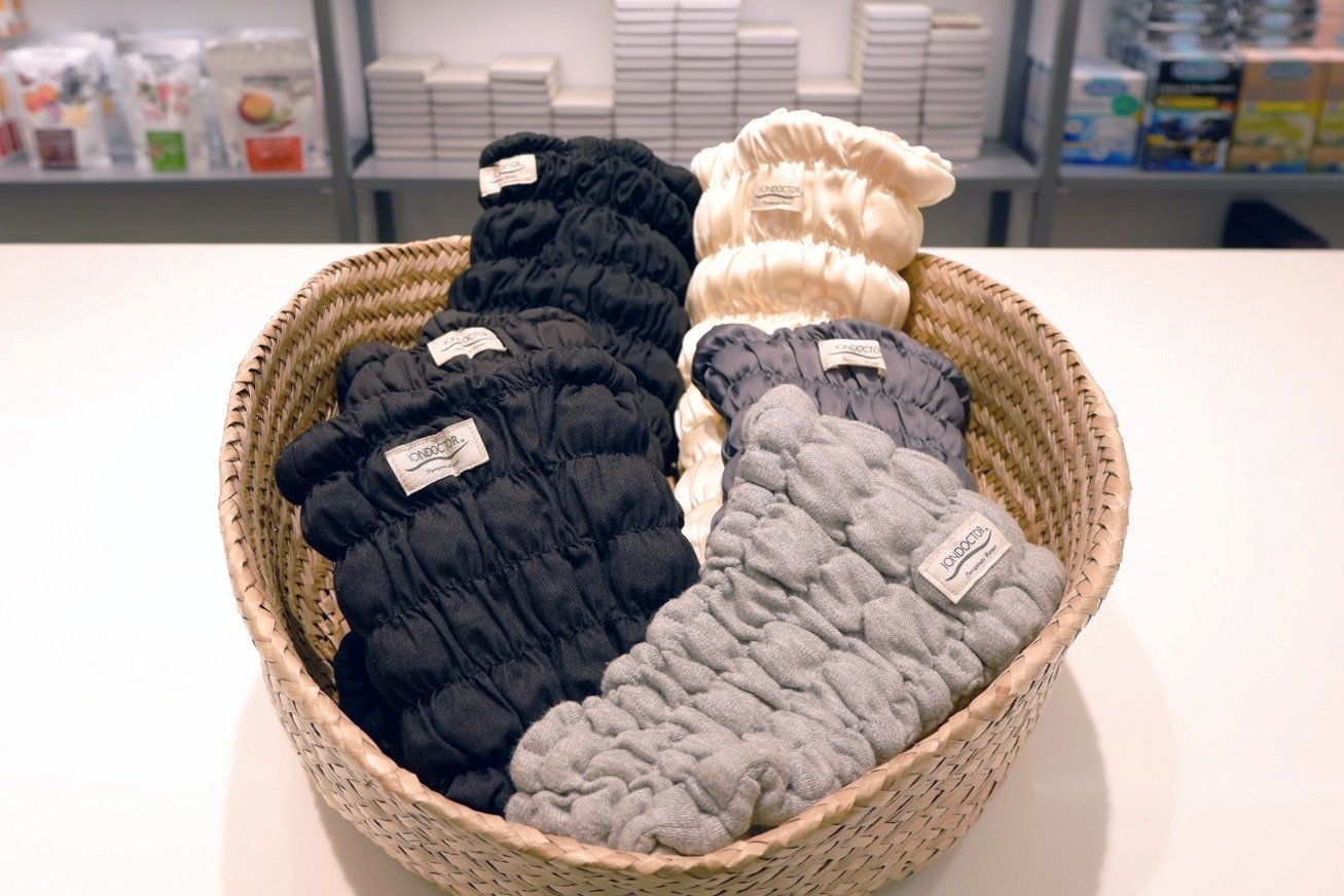 イオンドクター シルク足首ウォーマー (2本組) ベージュ イオン