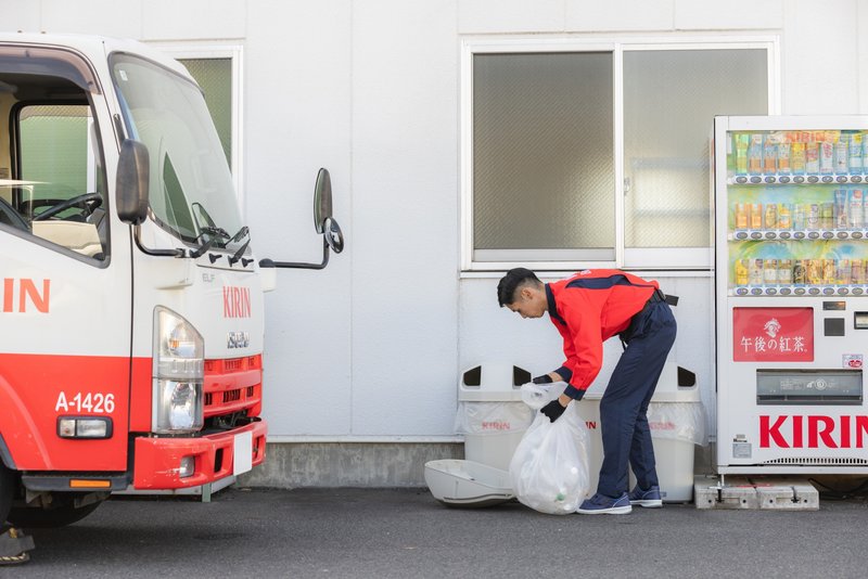 キリンの自販機ゴミ回収