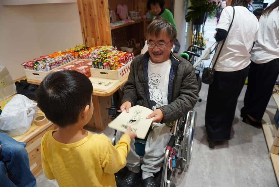 街の駄菓子屋さんから広がる共生社会｜横山博則