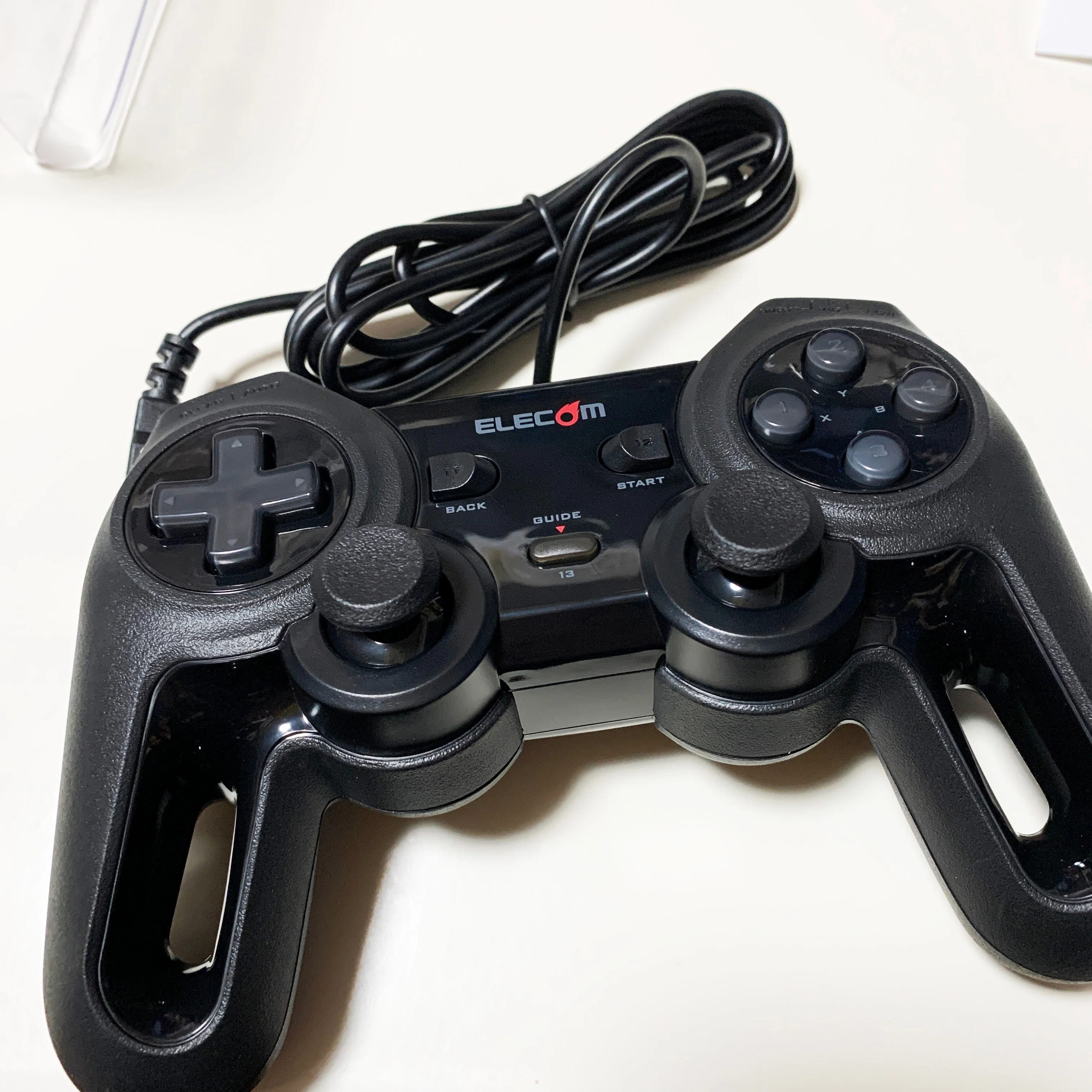 結局エレコムの有線コントローラーを買った話とそのレビュー｜物好きな