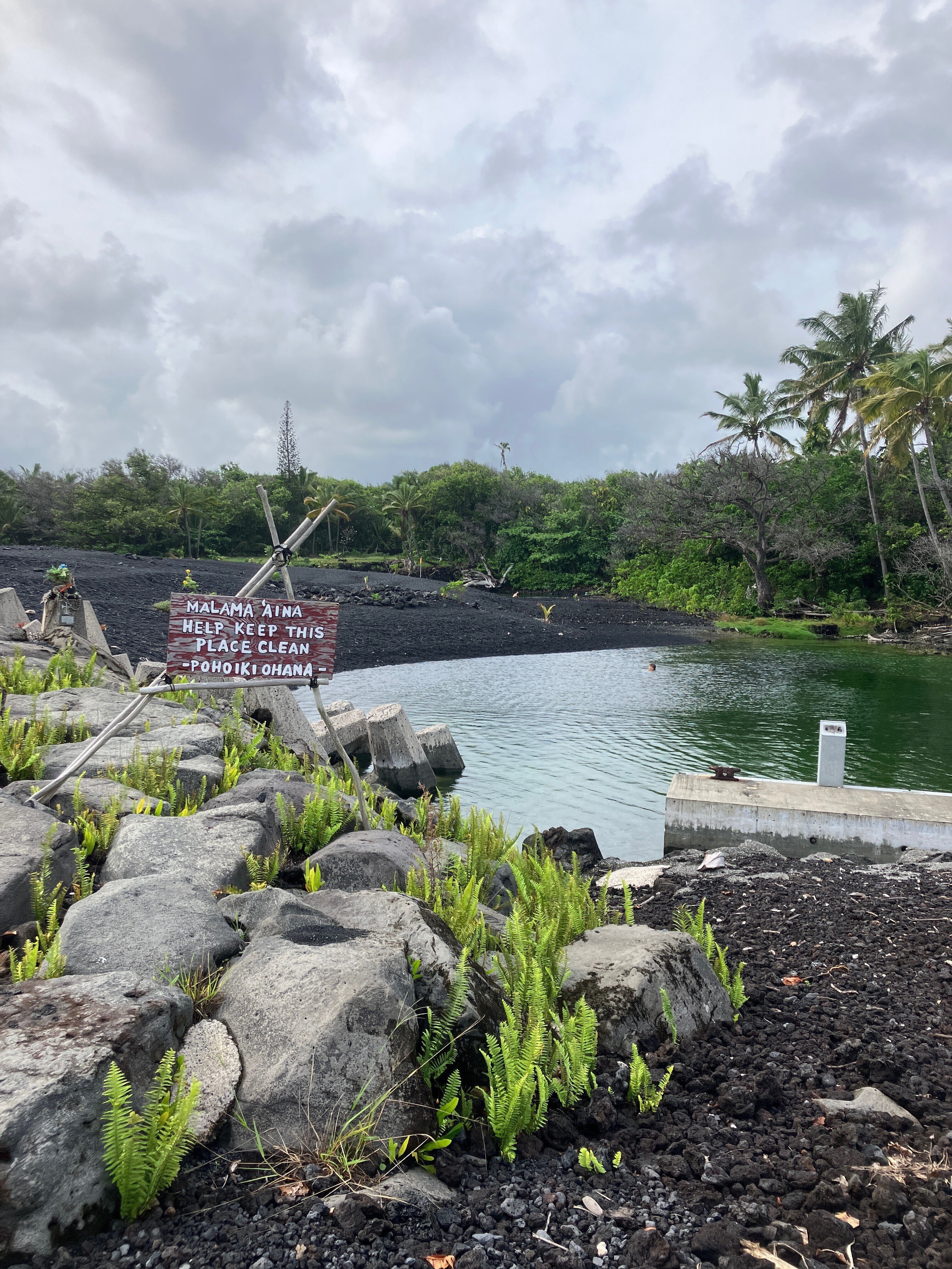 ハワイ島 Big Island マウナロア火山の噴火2022年から1年経過。当時の