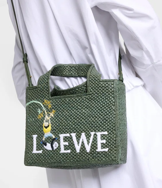 ロエベ　パーティーバッグ LOEWE（ロエベ） ショルダーバッグ パーティバッグ クラッチバッグ