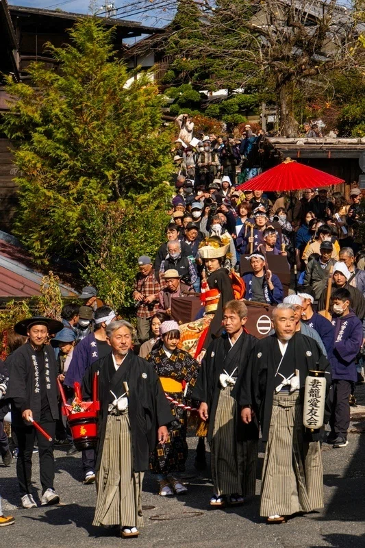 馬籠から妻籠へ 24-105mmズームレンズ写真日記 2023年11月23日