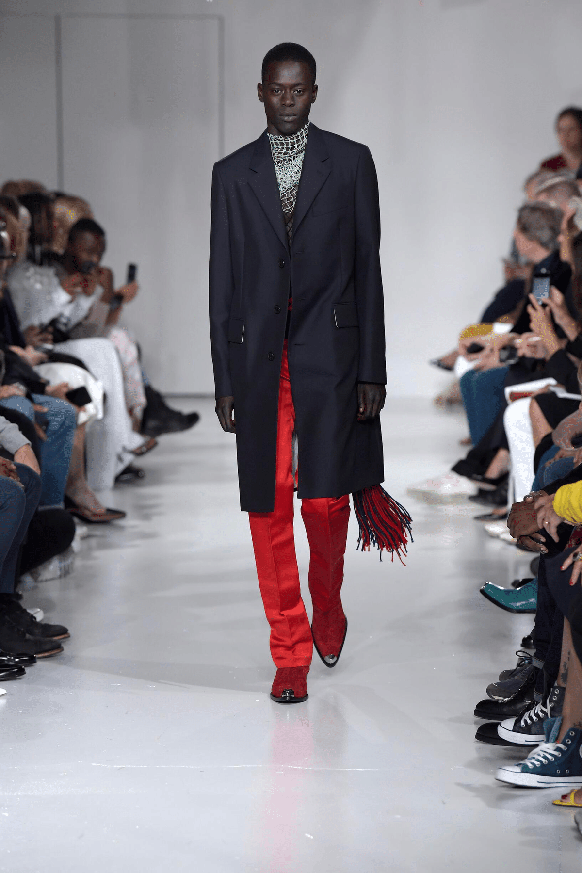   205w39nyc コート CALVIN KLEIN 205W39NYC Long Faux Fur Coat in Red & Purple | FWRD