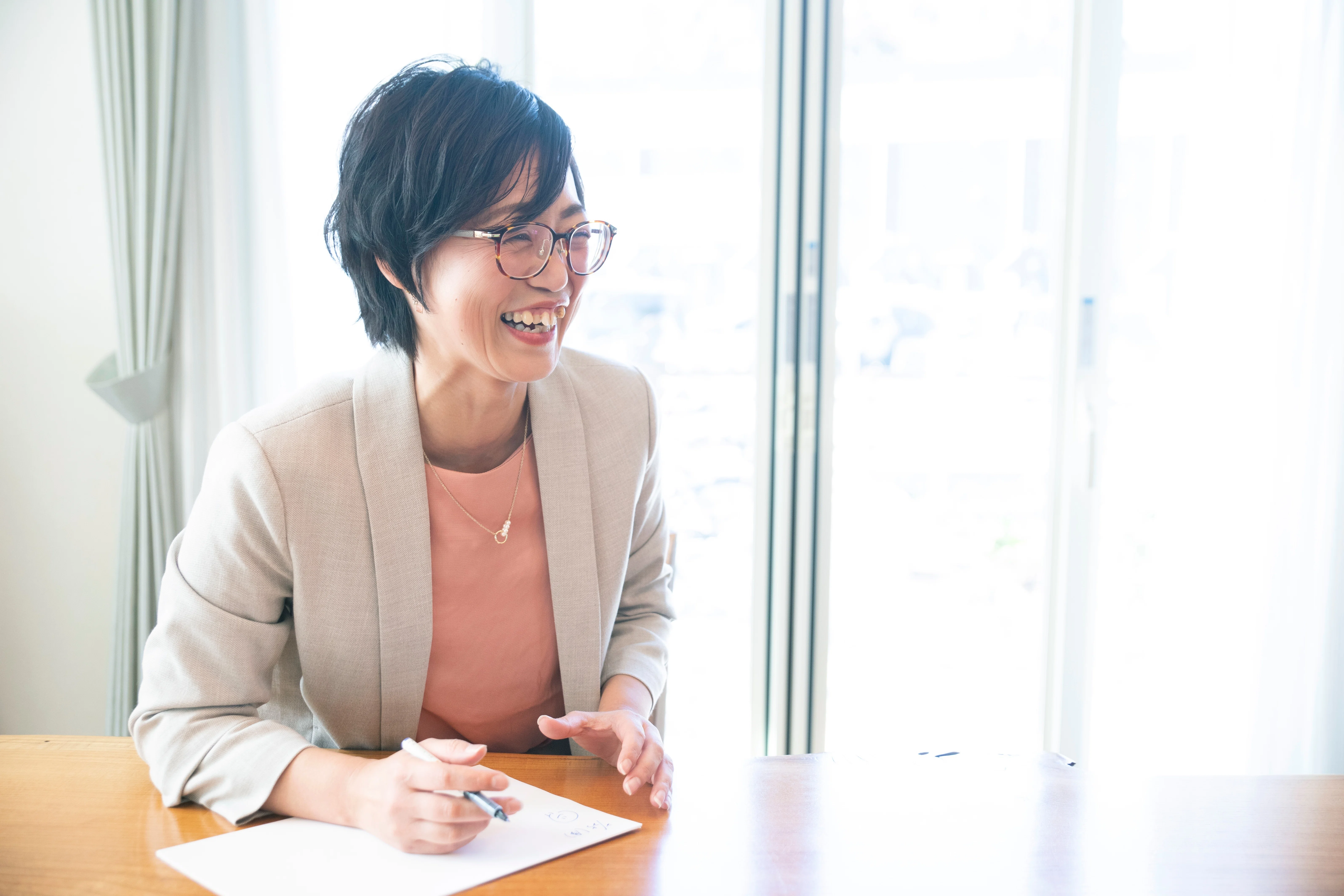介護・福祉業界で、その人らしい笑顔が広がっていく社会を目指す「じ