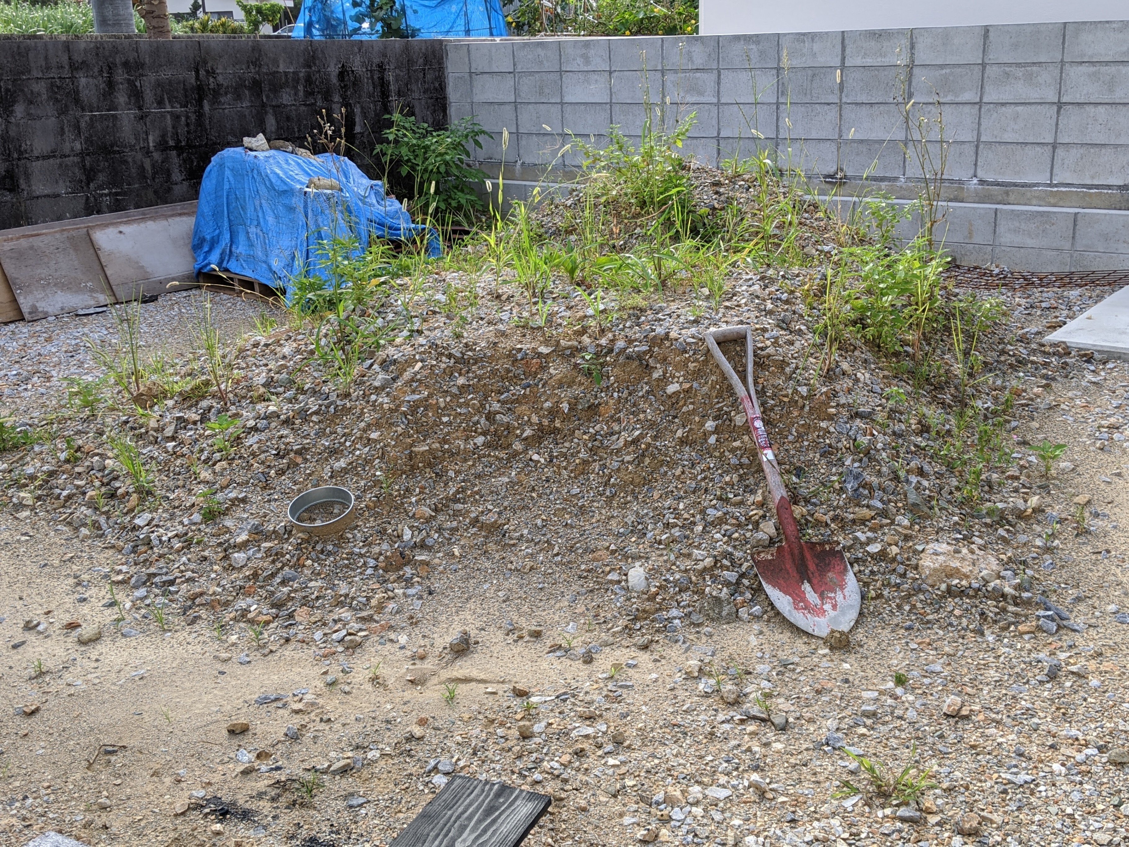 庭の残土からエクステリアを生む方法（土編）｜zoomeeee