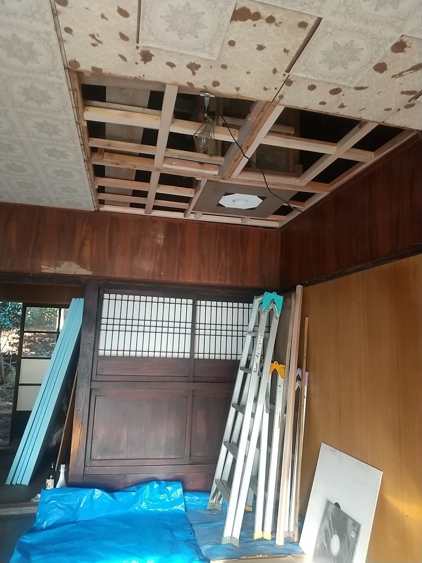 天井 居間の天井を貼りました。｜加藤純 京津畑地域おこし協力隊