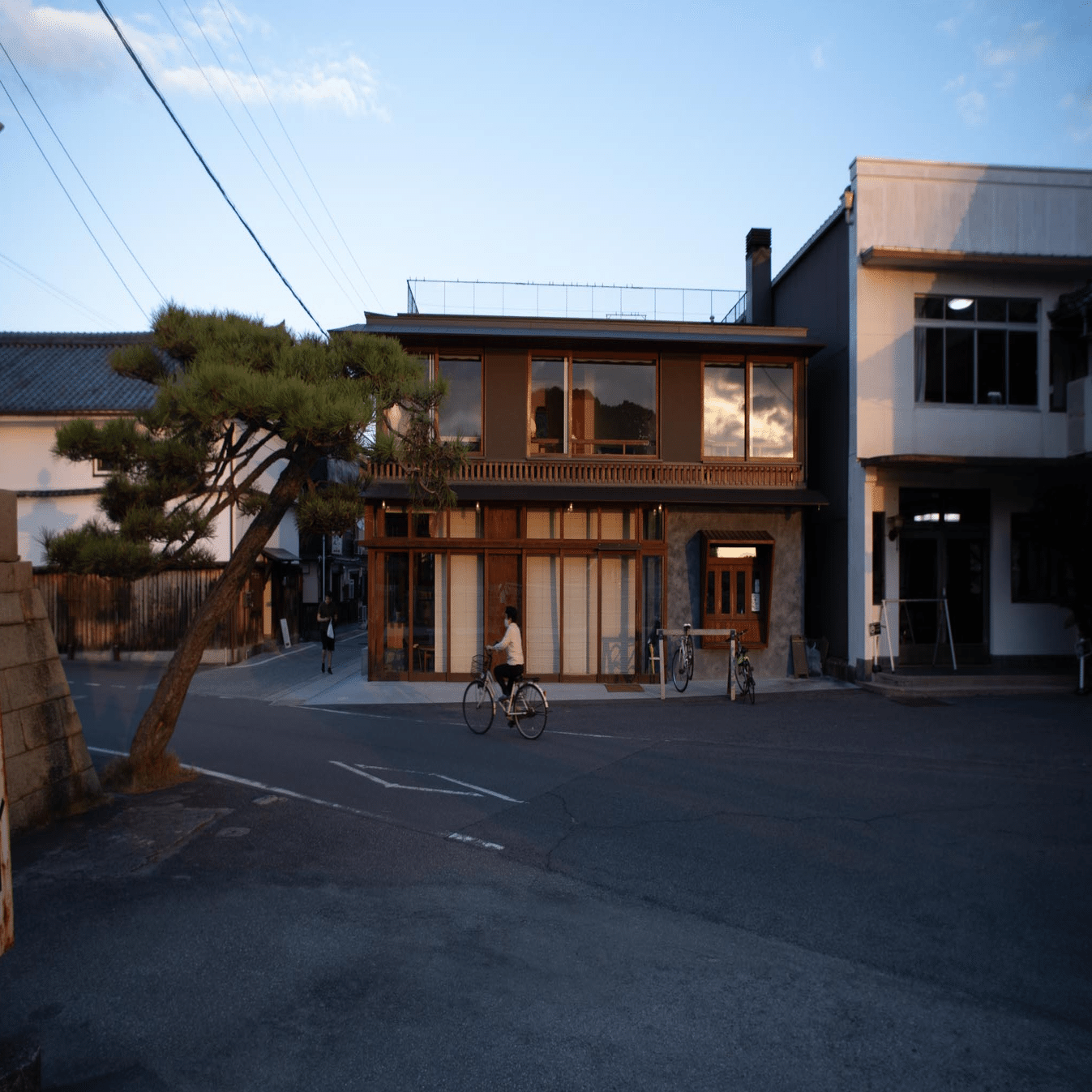 世界的ホテリエのエイドリアン・ゼッカ氏が惚れた町、瀬戸田の魅力に