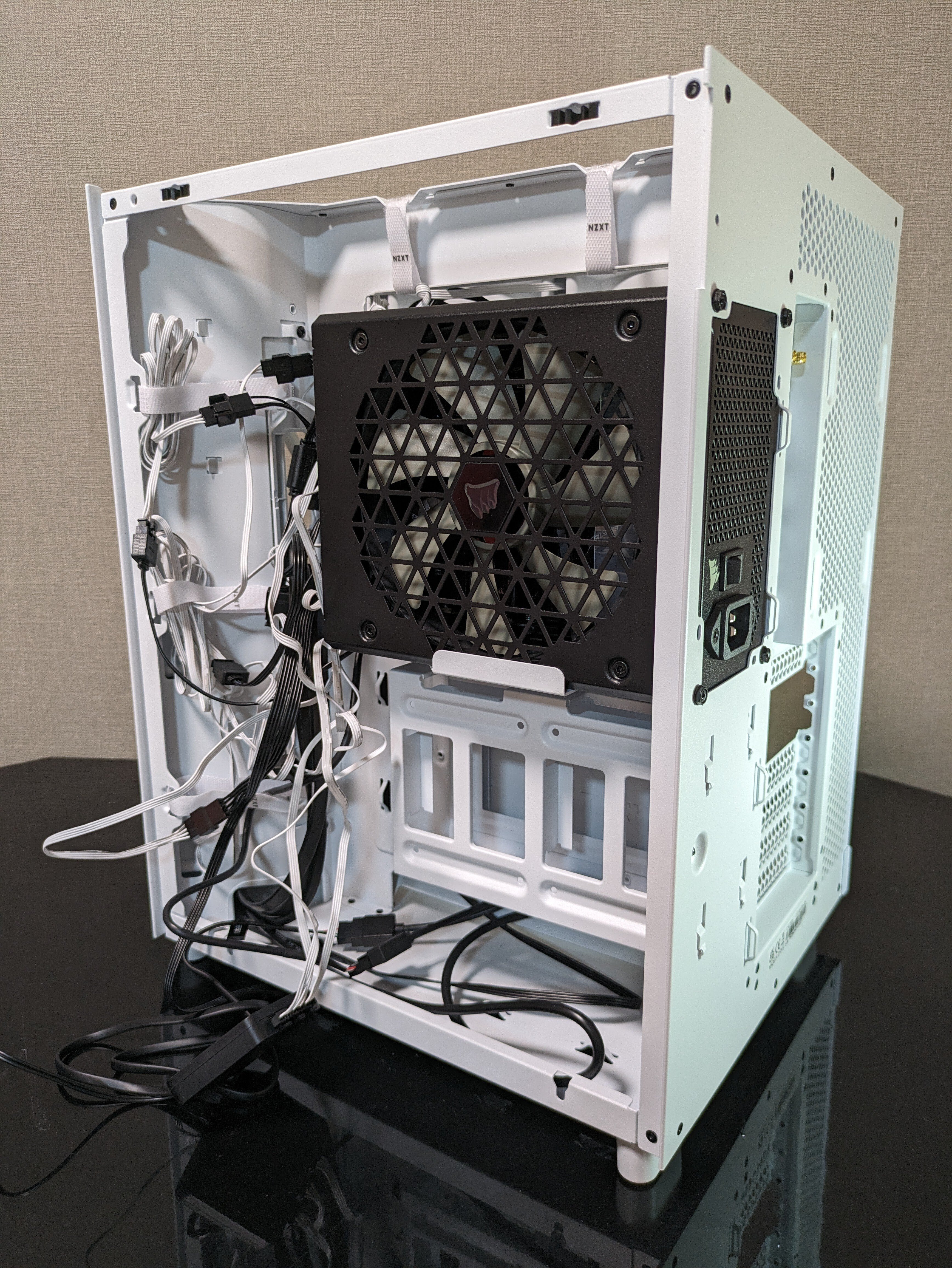 初心者でも”できた” ゲーミングPC自作レポート|待鳥キリコ 初心者でも”できた” ゲーミングPC自作レポート|待鳥キリコ