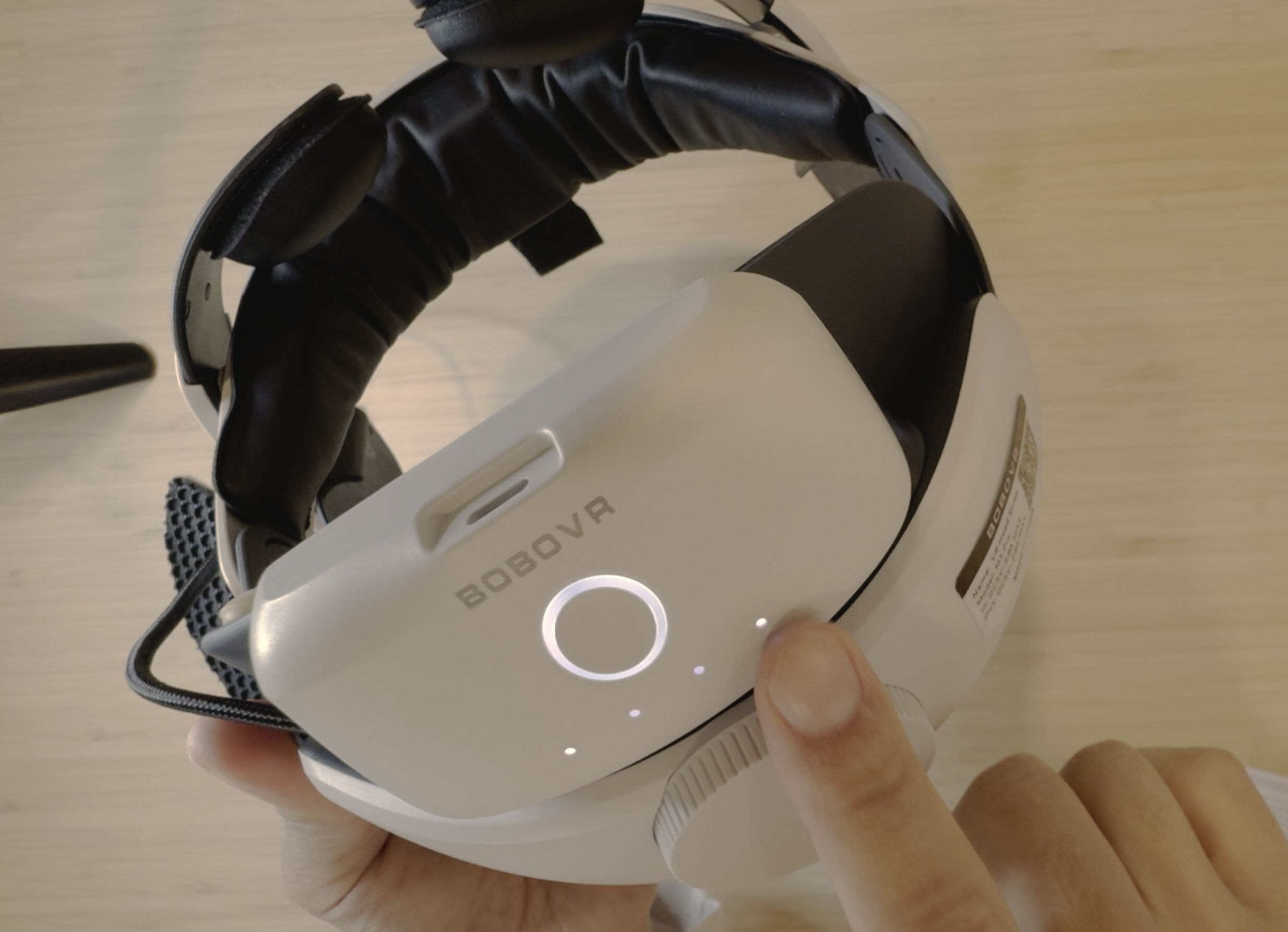 Quest 3が快適に「BOBOVR M3 Pro」の良かった点、気になった点 Quest 3が快適に「BOBOVR M3 Pro」の良かった点、気になった点