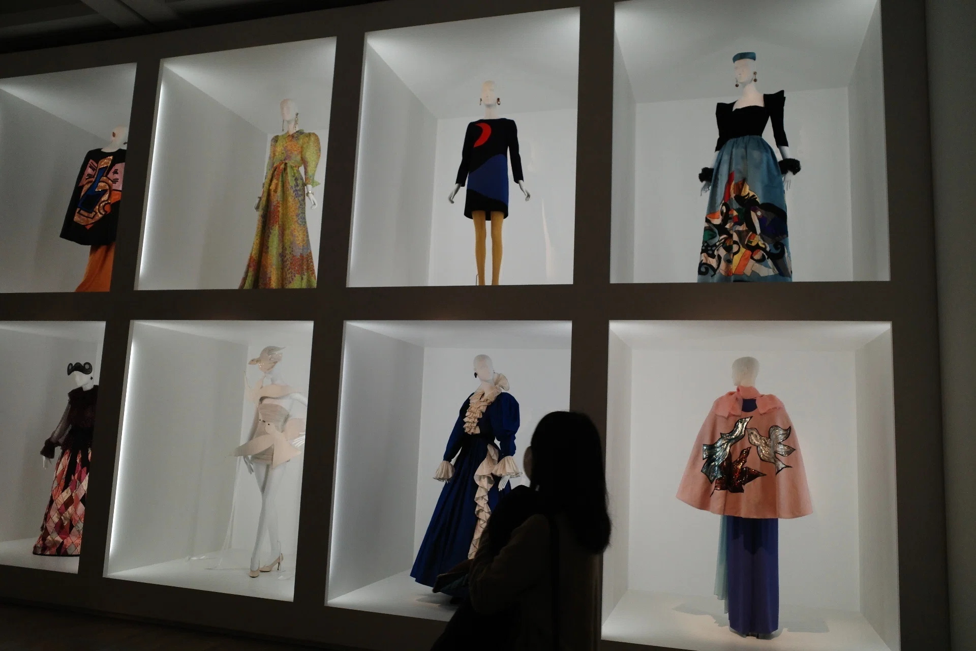 ソコタノ日記:イヴ・サンローラン展に行ってきました。｜phantasien